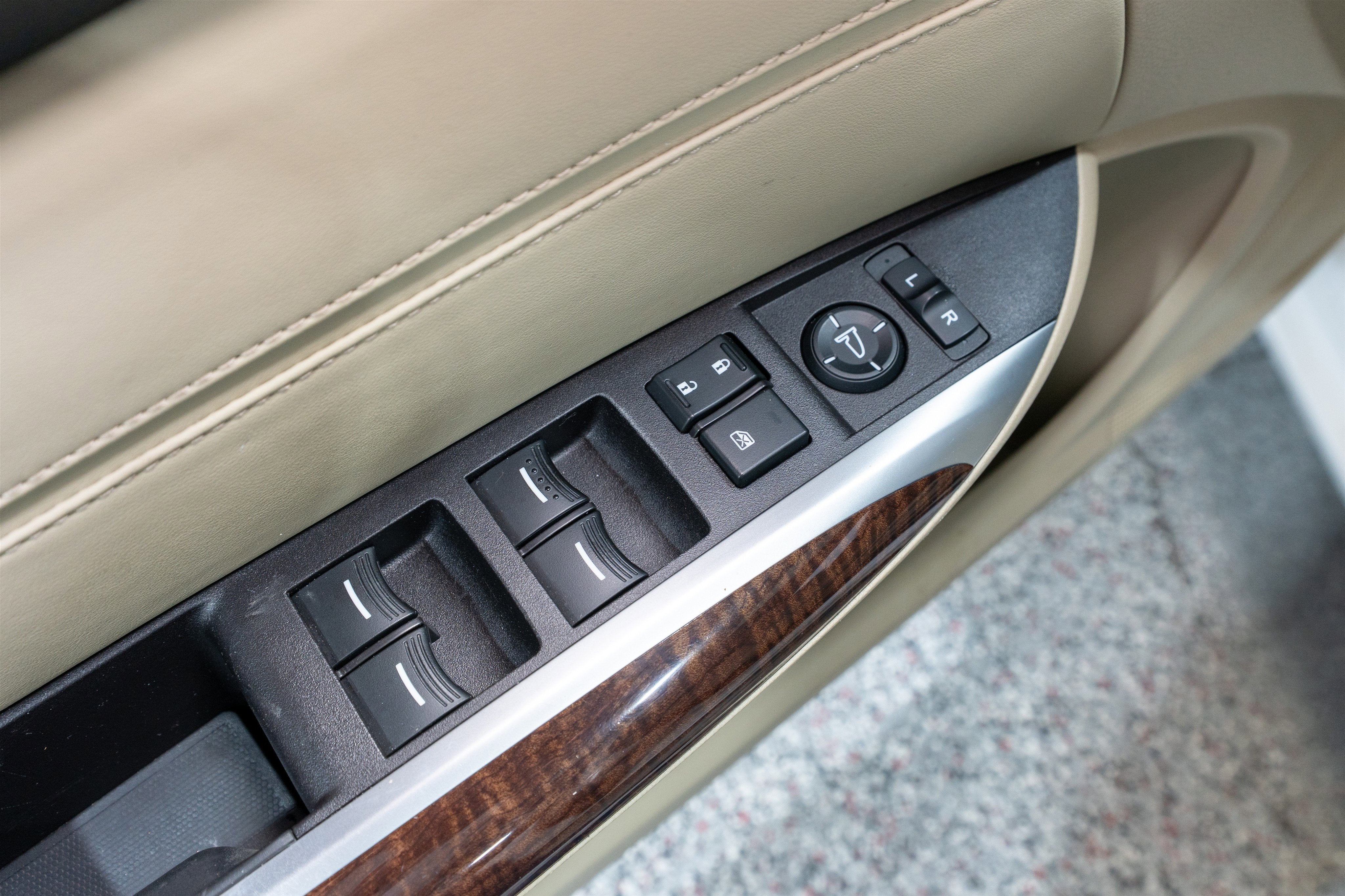 2018 Acura TLX w/Technology Pkg