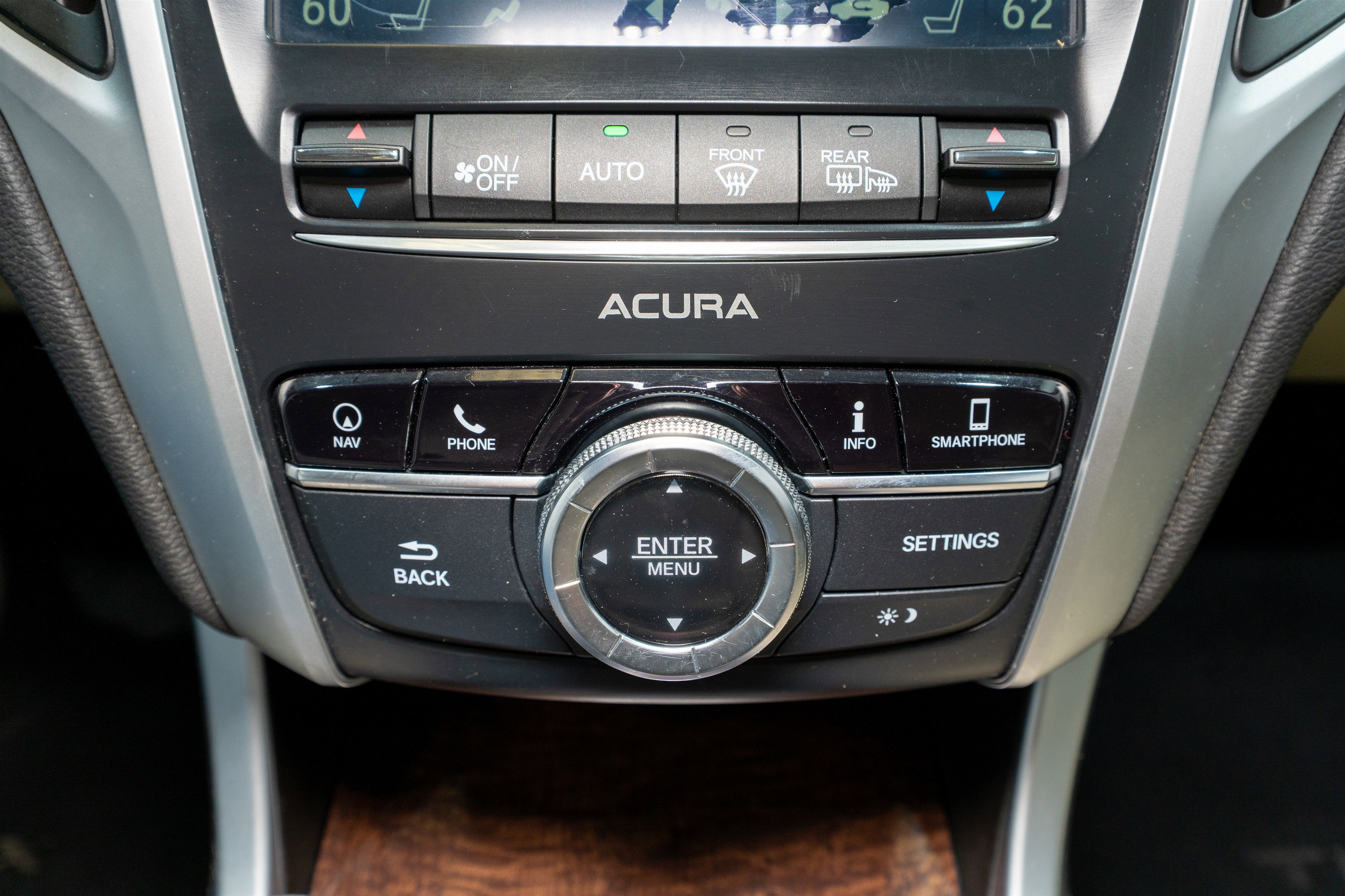 2018 Acura TLX w/Technology Pkg