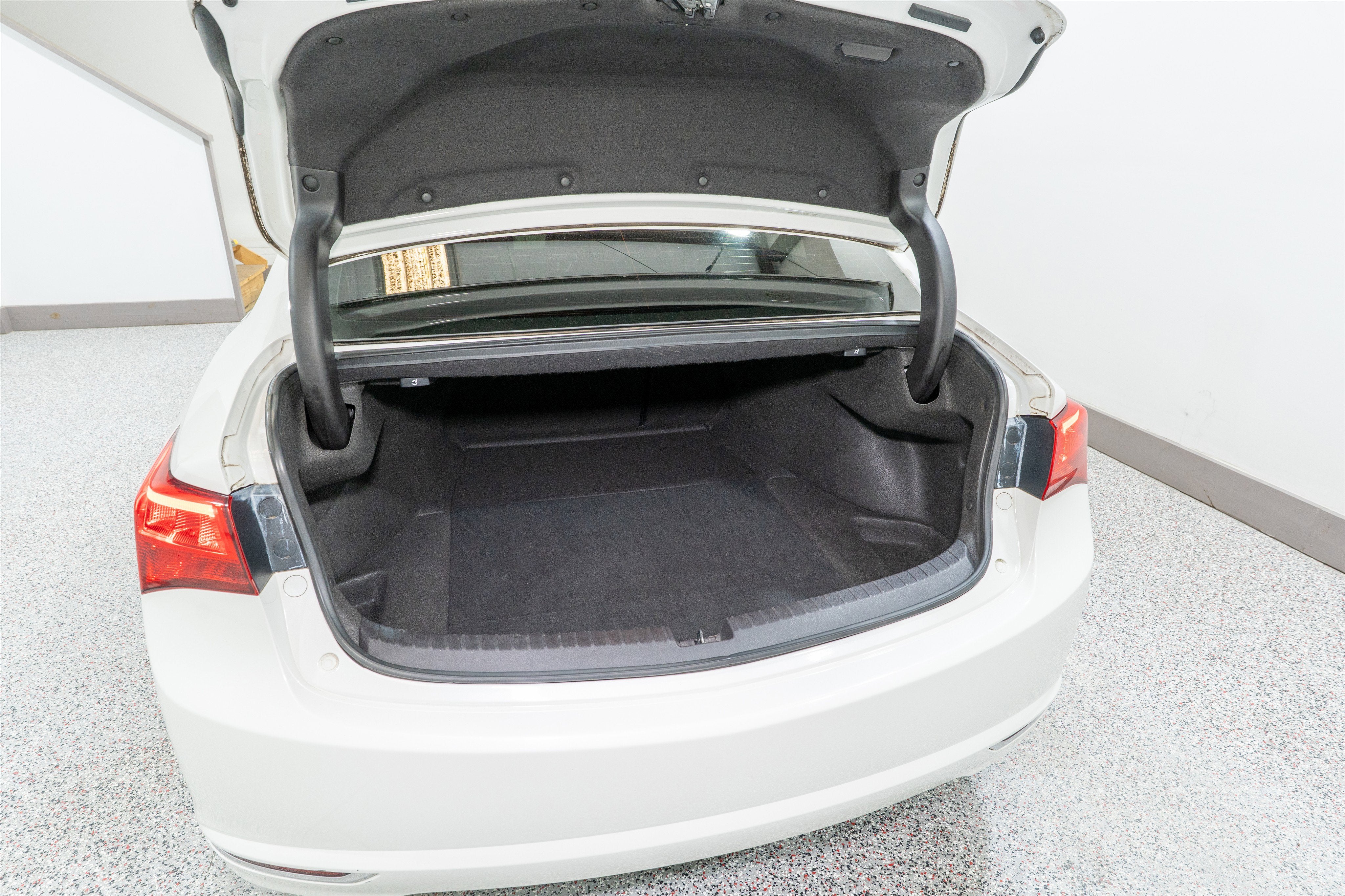 2018 Acura TLX w/Technology Pkg