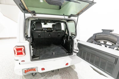 2020 Jeep Wrangler Unlimited Sahara High Altitude