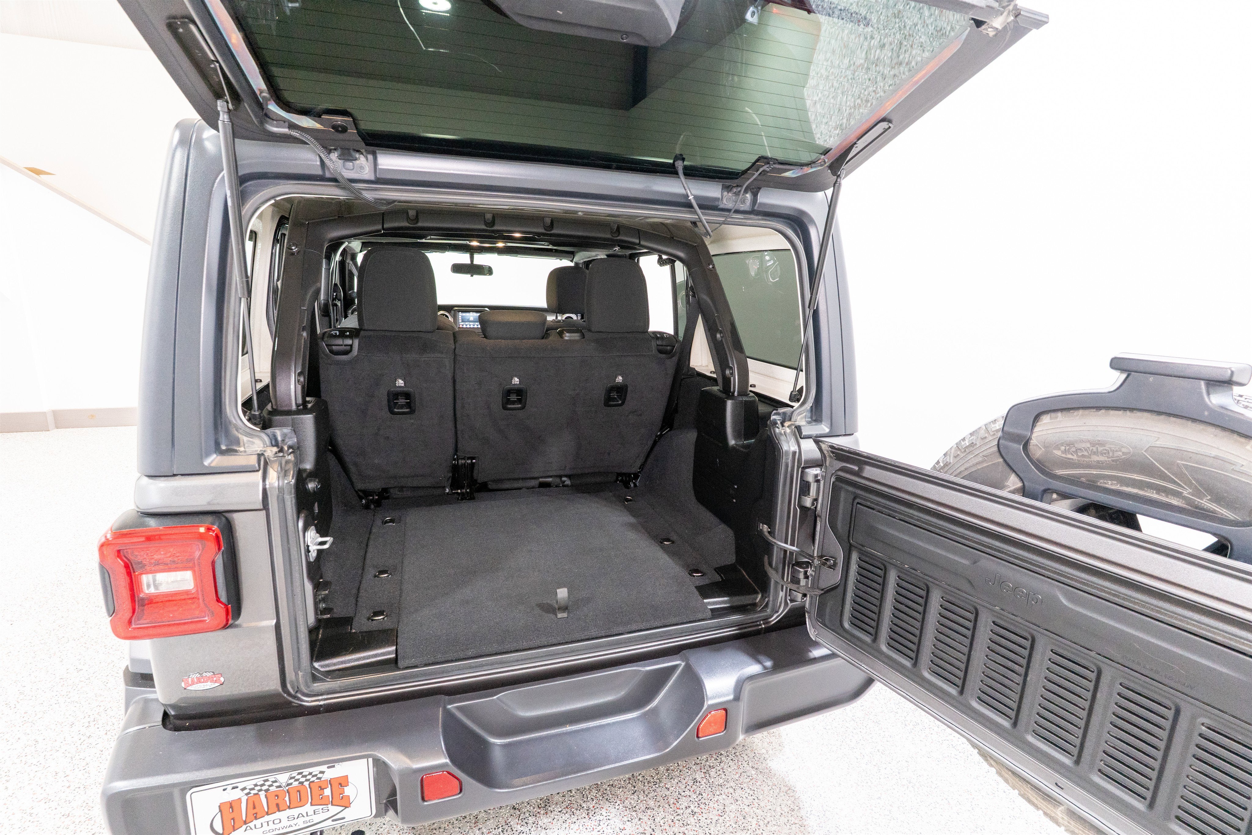 2021 Jeep Wrangler Unlimited Sahara