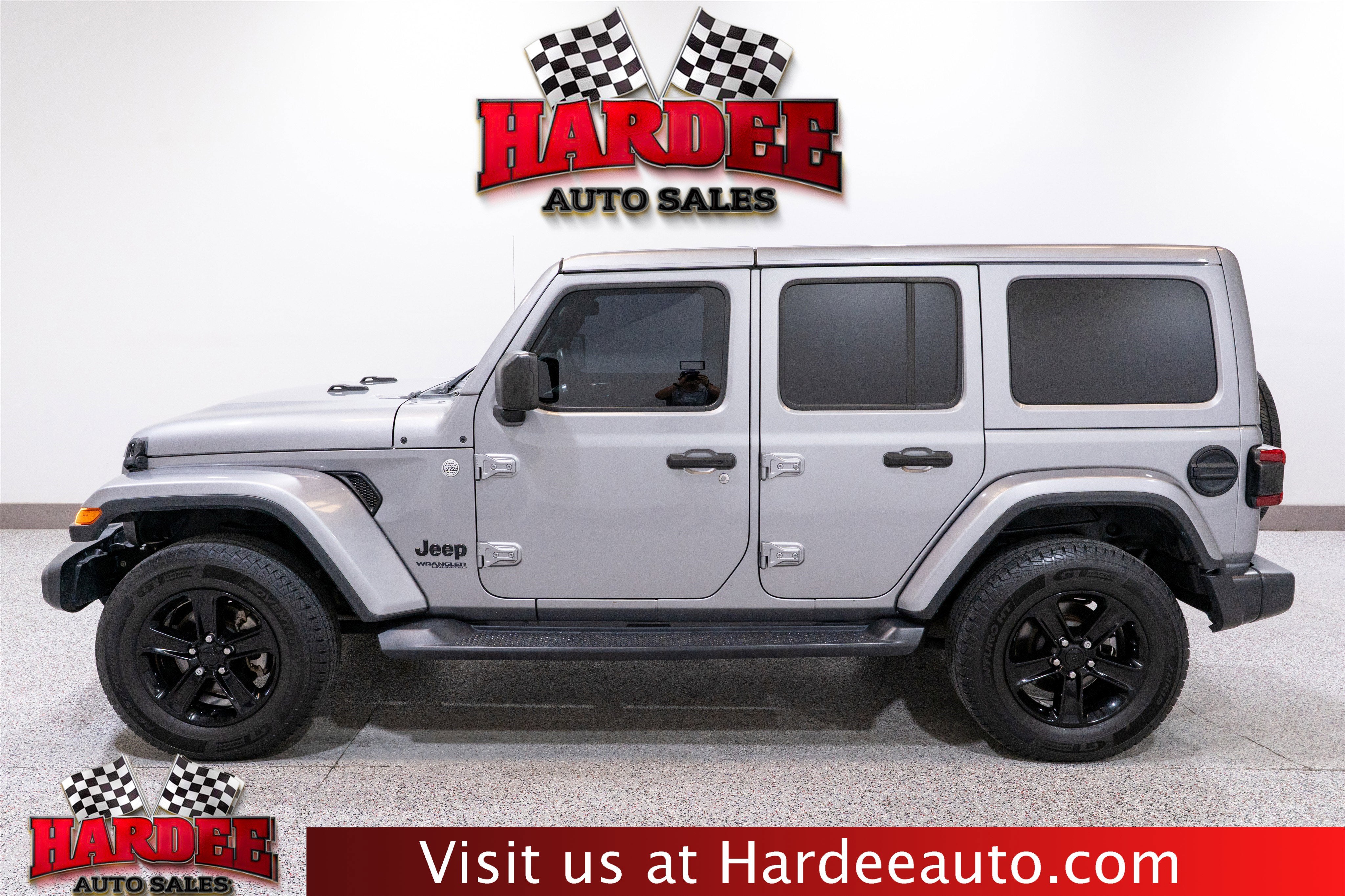 2020 Jeep Wrangler Unlimited Sahara Altitude