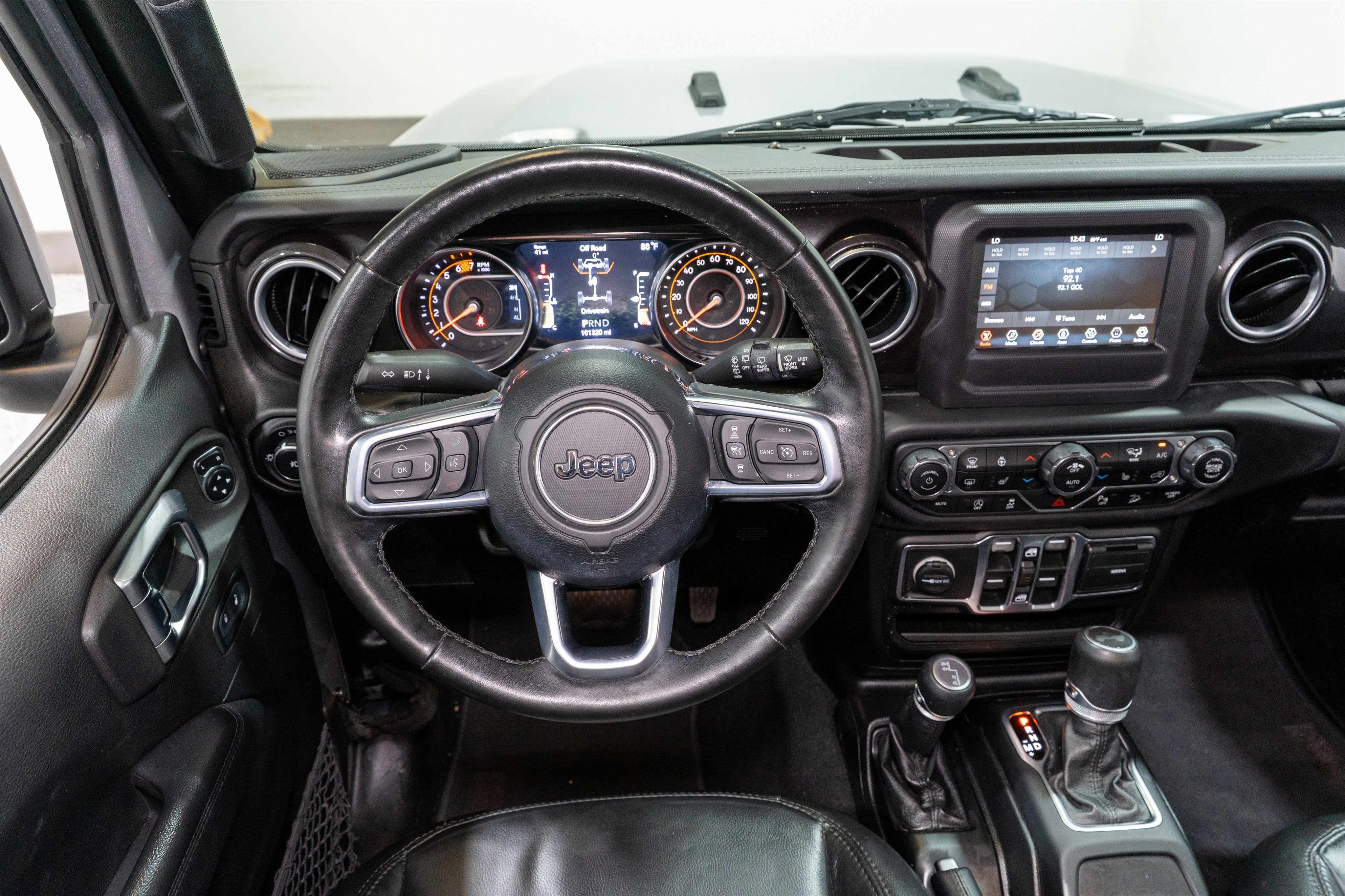 2020 Jeep Wrangler Unlimited Sahara Altitude