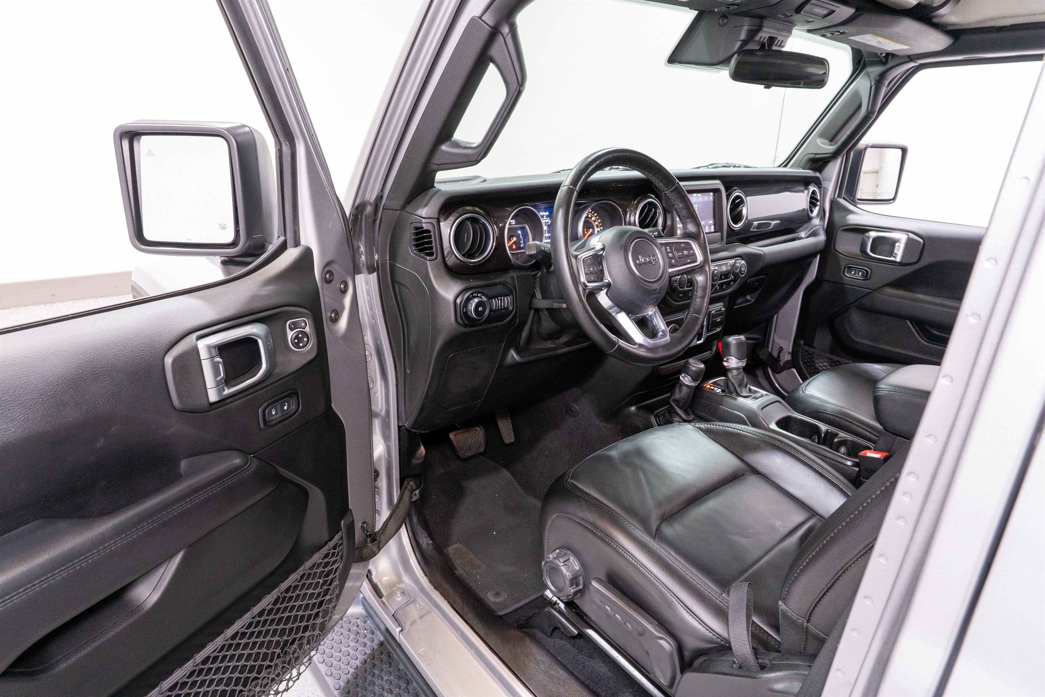2020 Jeep Wrangler Unlimited Sahara Altitude
