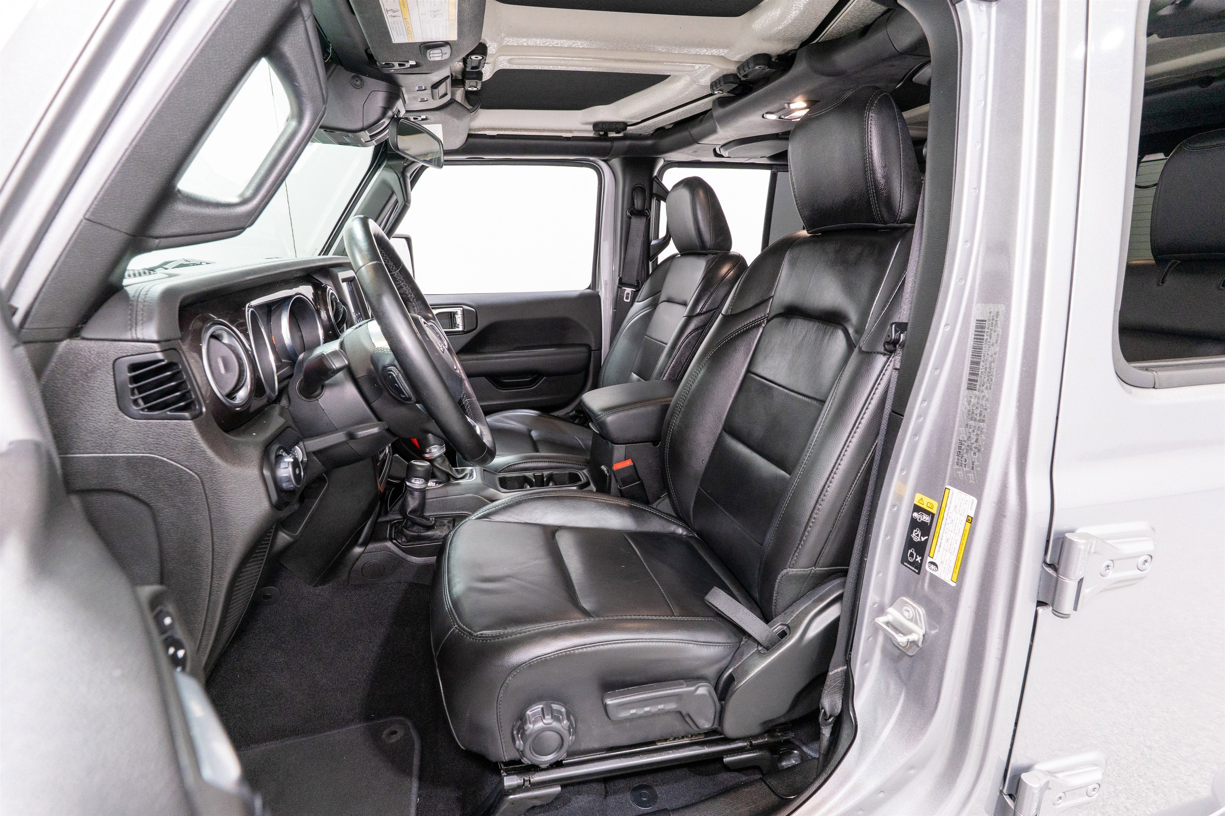 2020 Jeep Wrangler Unlimited Sahara Altitude