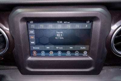 2020 Jeep Wrangler Unlimited Sahara Altitude