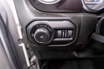 2020 Jeep Wrangler Unlimited Sahara Altitude