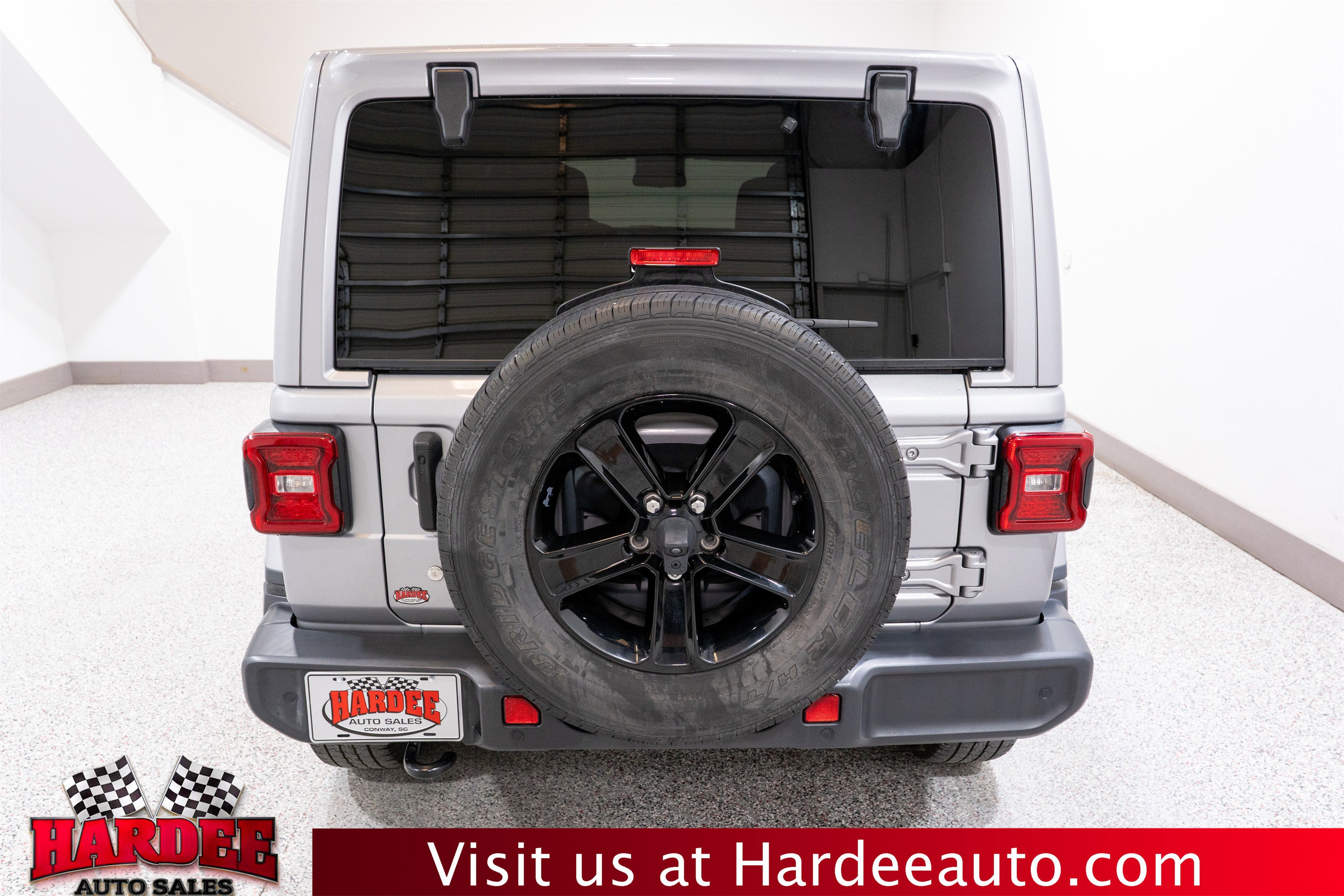 2020 Jeep Wrangler Unlimited Sahara Altitude
