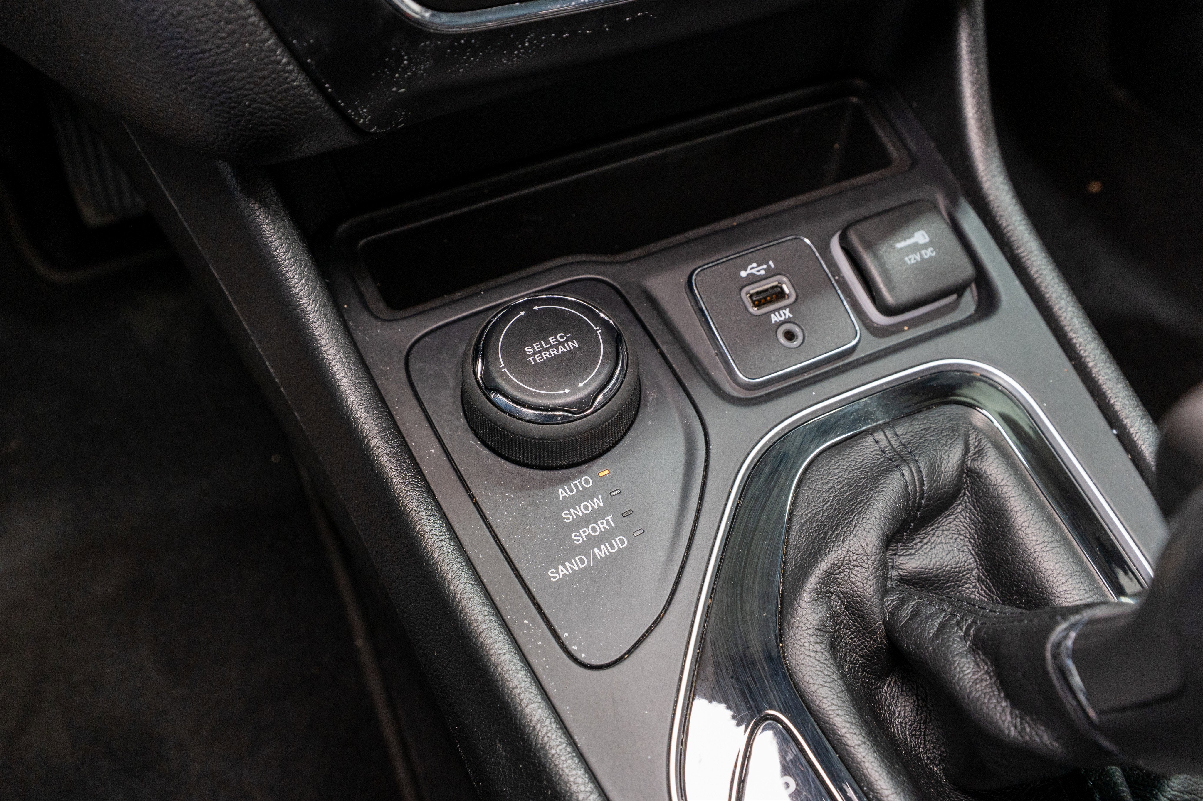 2023 Jeep Cherokee Altitude Lux