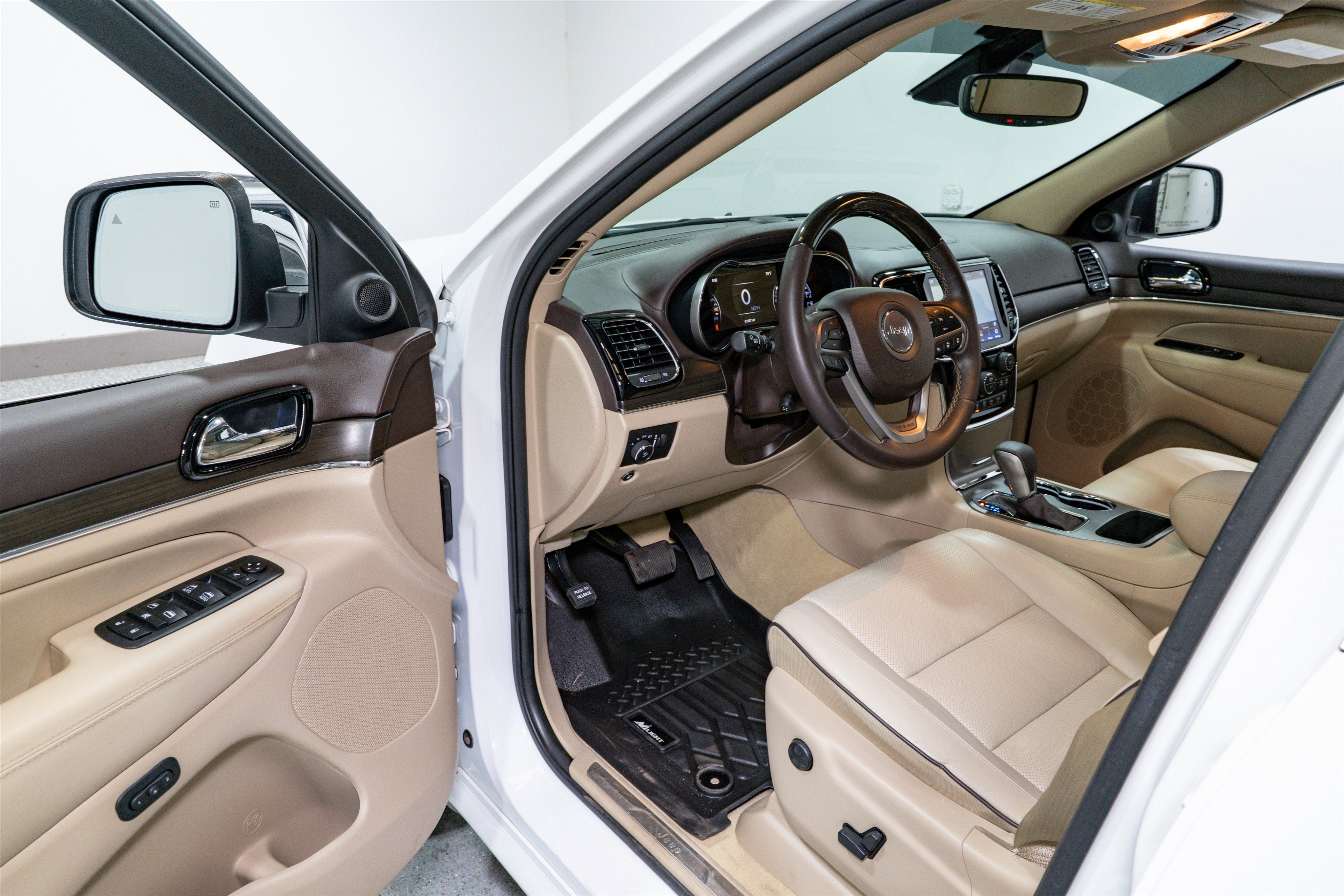 2020 Jeep Grand Cherokee Overland