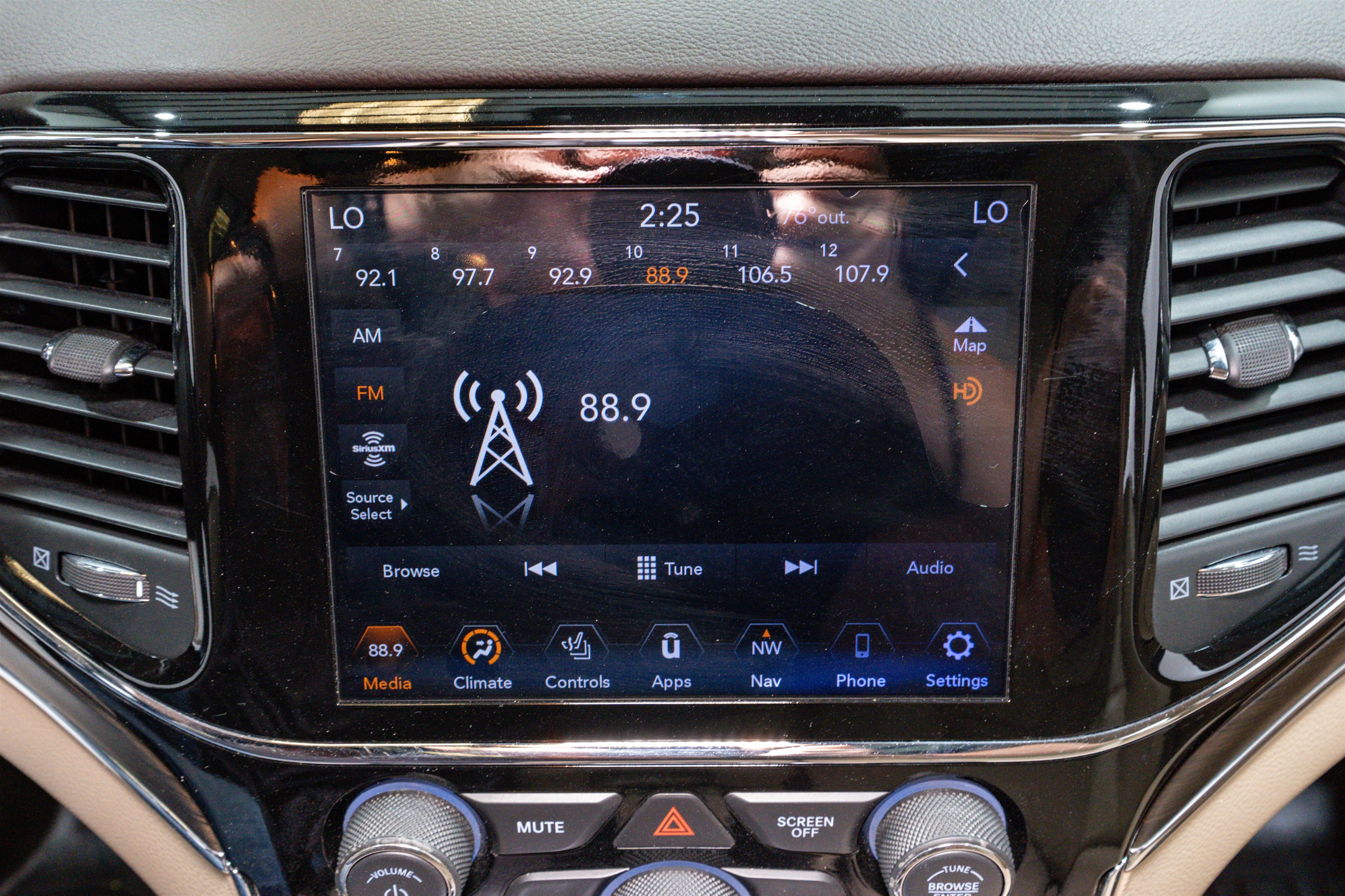 2020 Jeep Grand Cherokee Overland