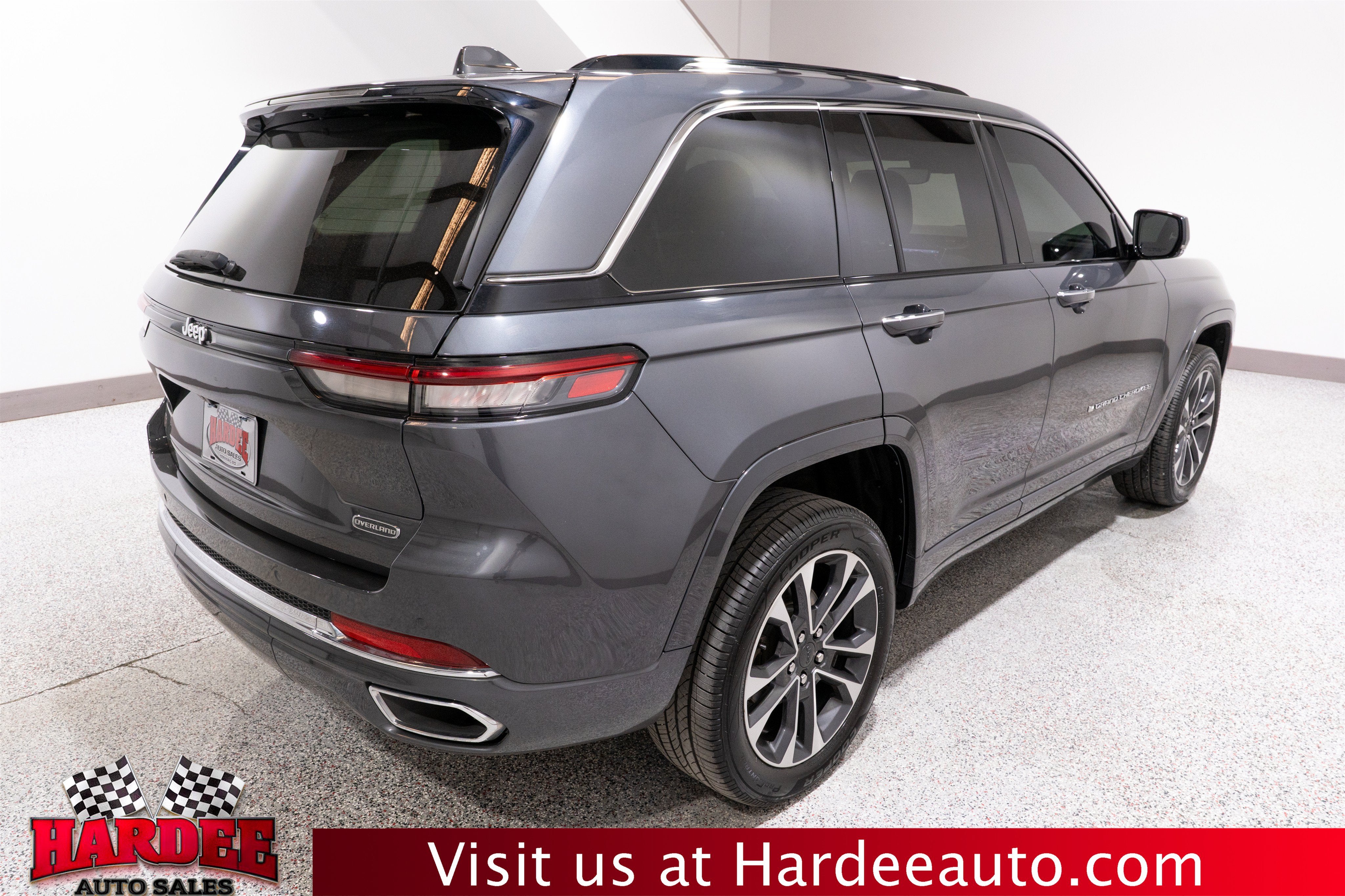2022 Jeep Grand Cherokee Overland