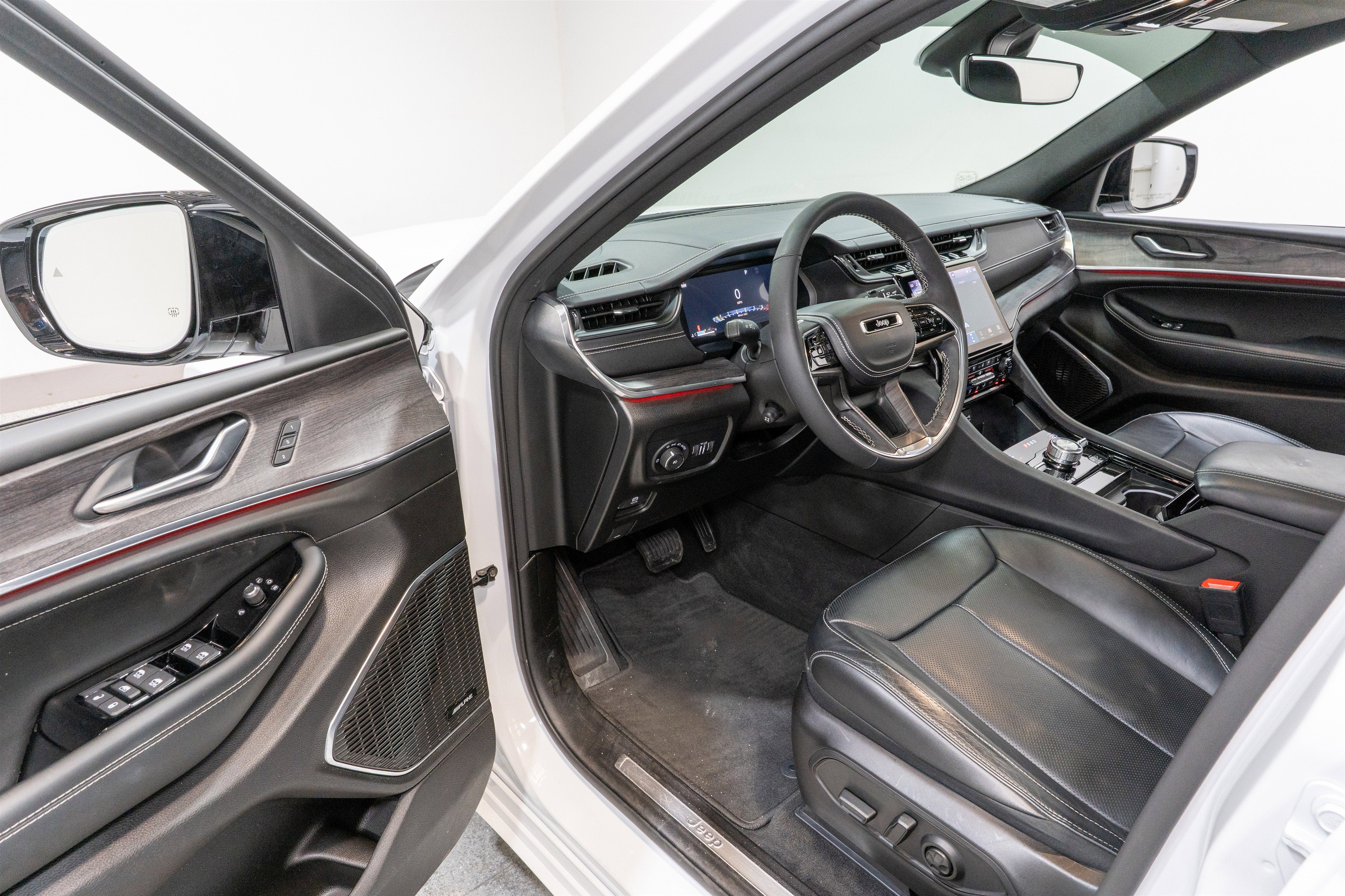 2025 Jeep Grand Cherokee L Overland