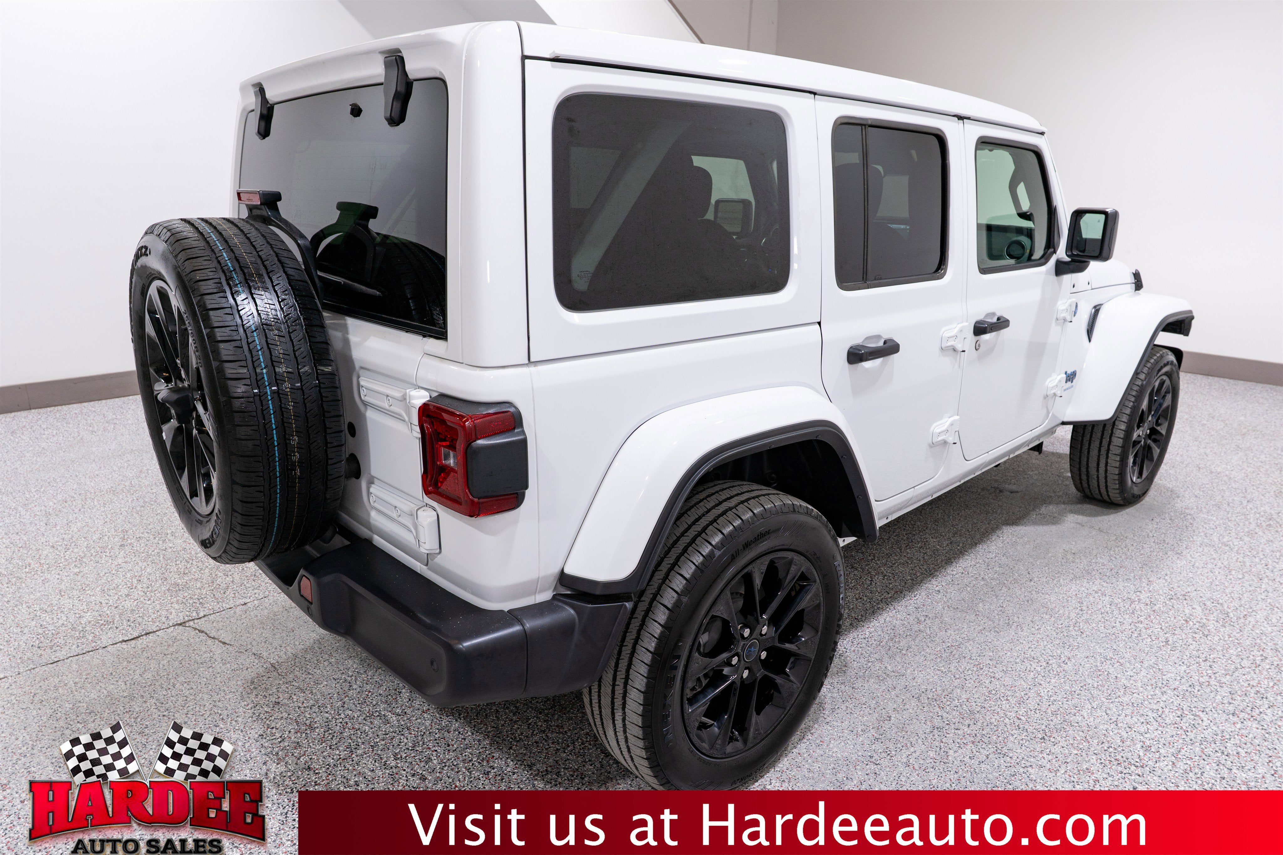 2025 Jeep Wrangler 4xe Sahara