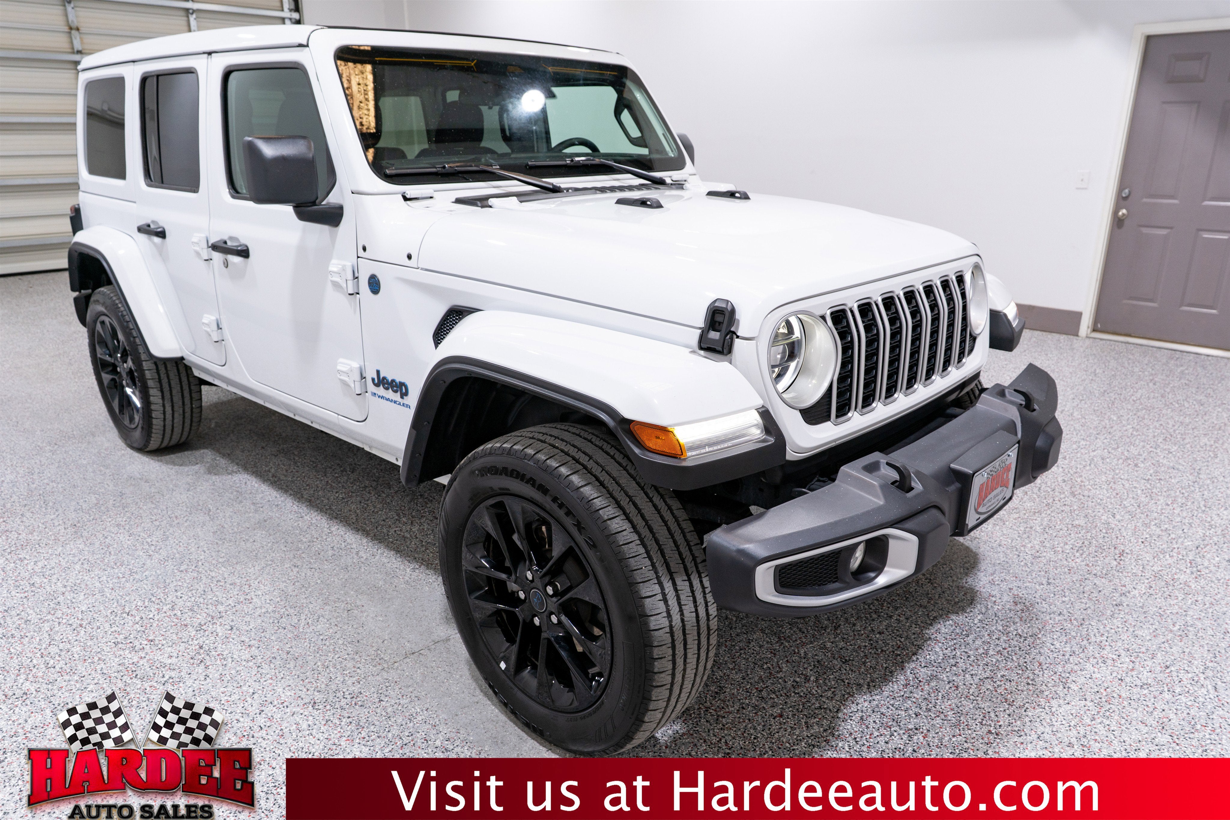 2025 Jeep Wrangler 4xe Sahara