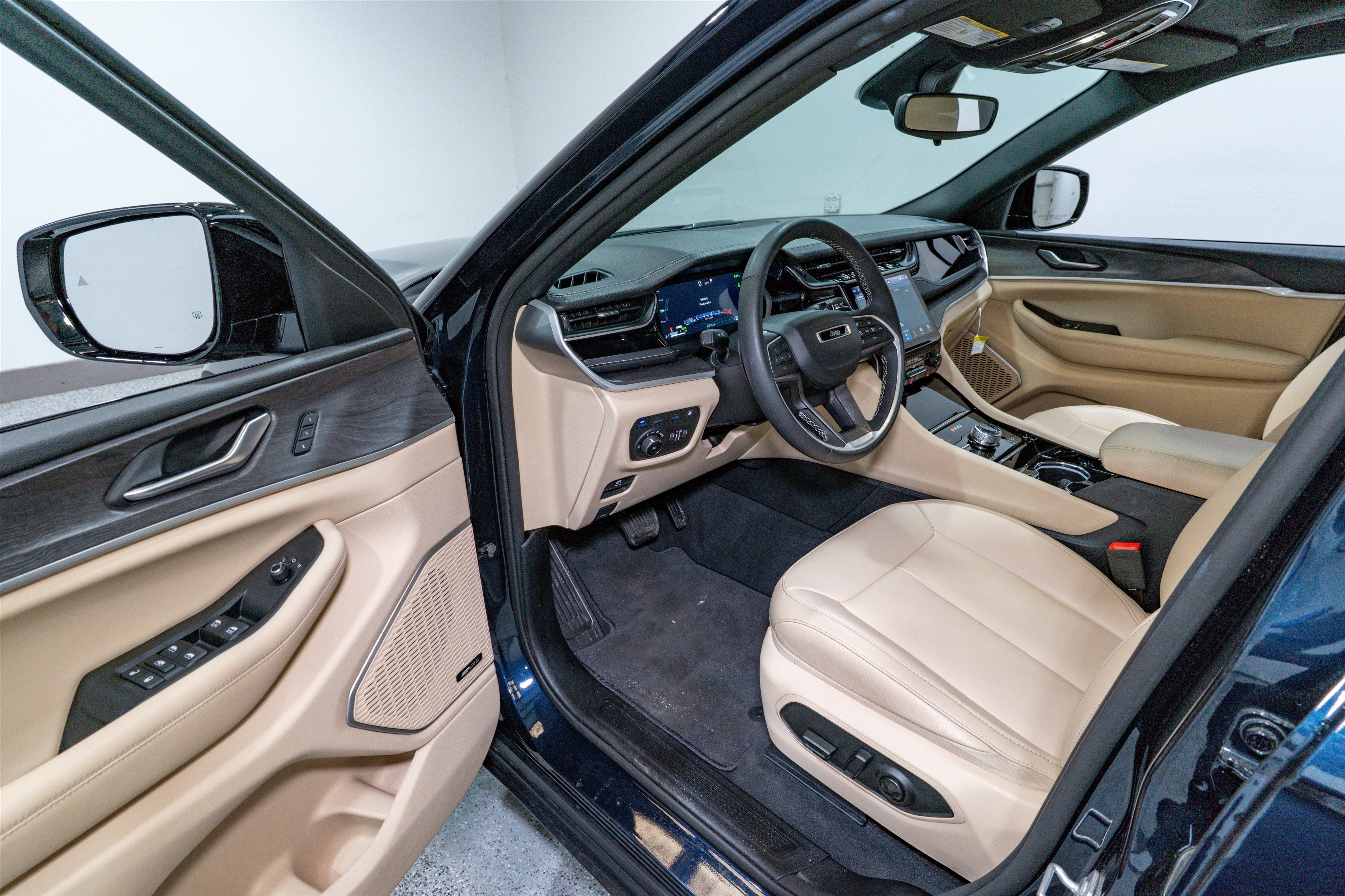 2023 Jeep Grand Cherokee 4xe Base