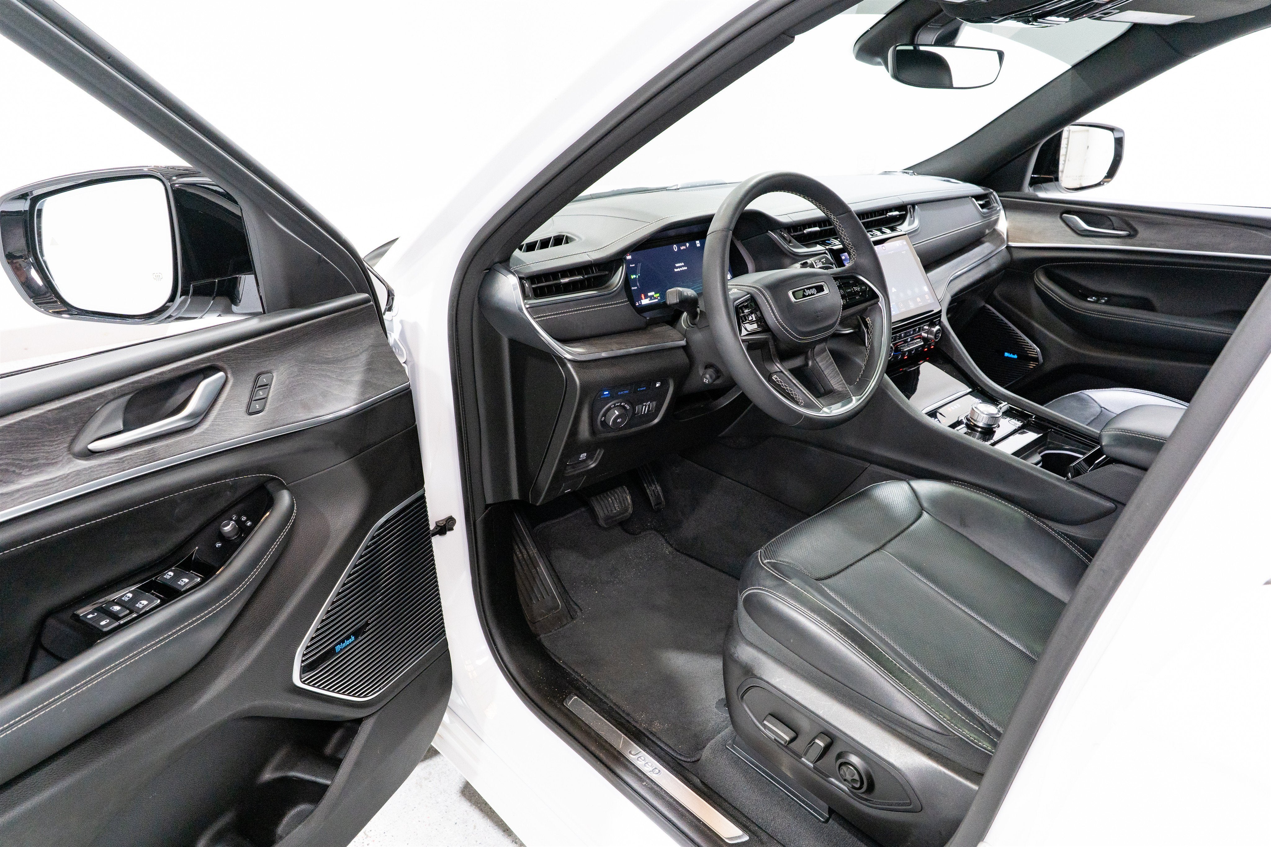 2023 Jeep Grand Cherokee 4xe Overland
