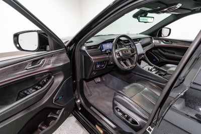 2023 Jeep Grand Cherokee 4xe Overland