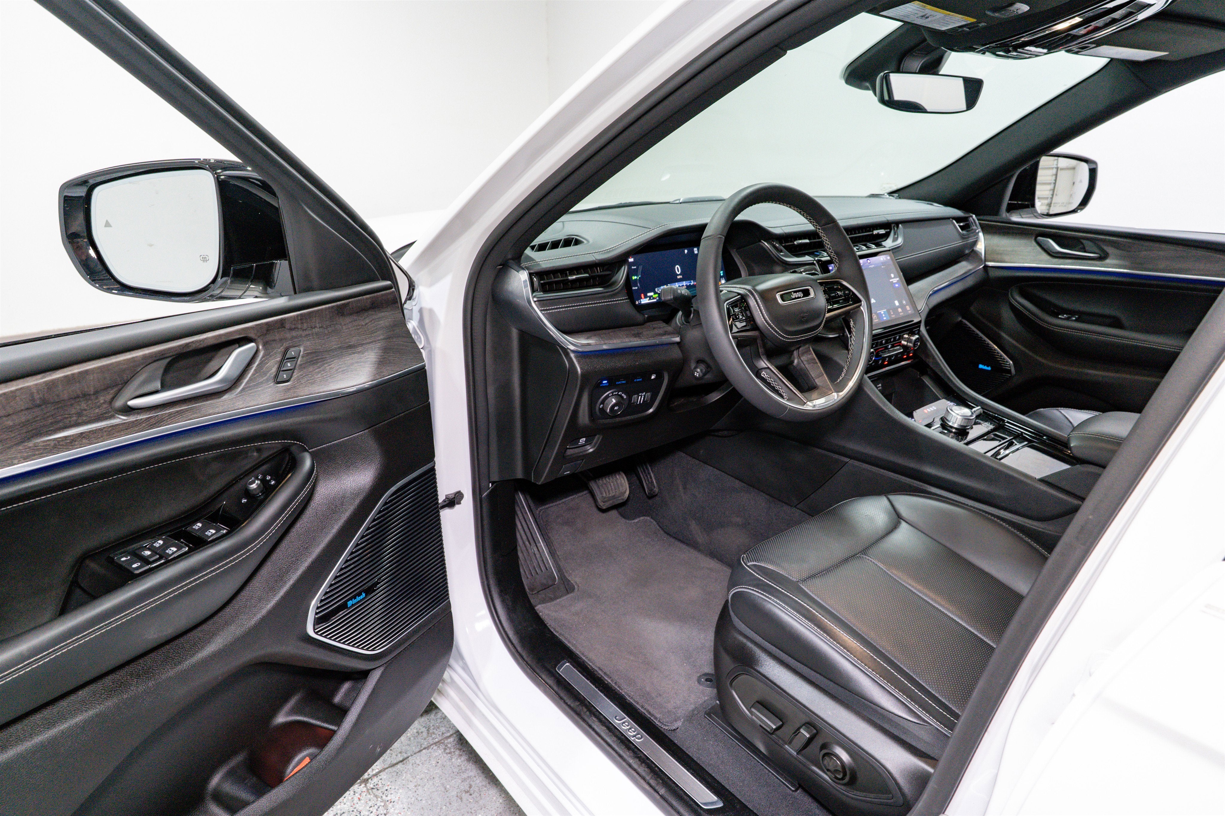 2024 Jeep Grand Cherokee 4xe Overland