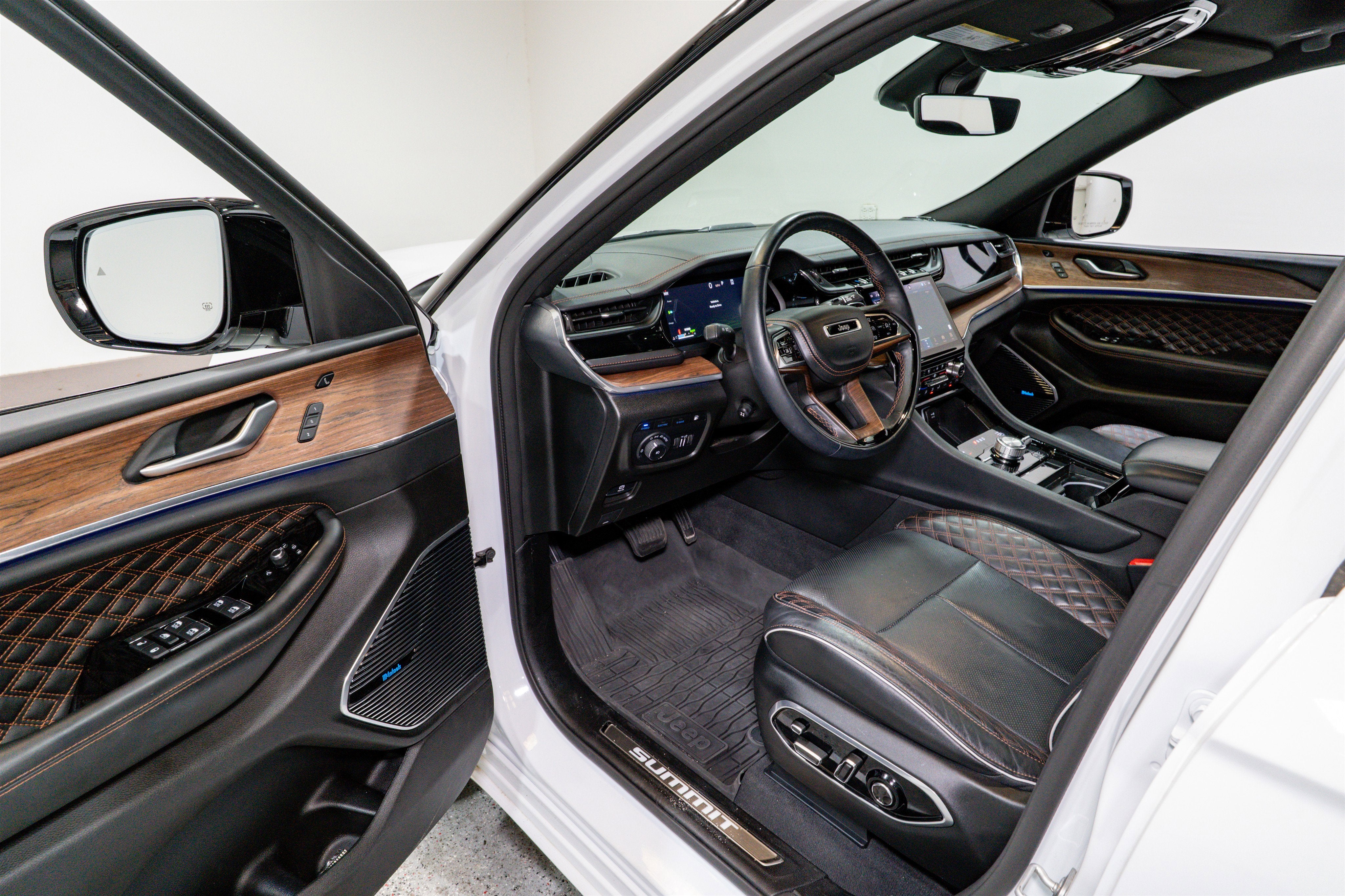 2023 Jeep Grand Cherokee 4xe Summit