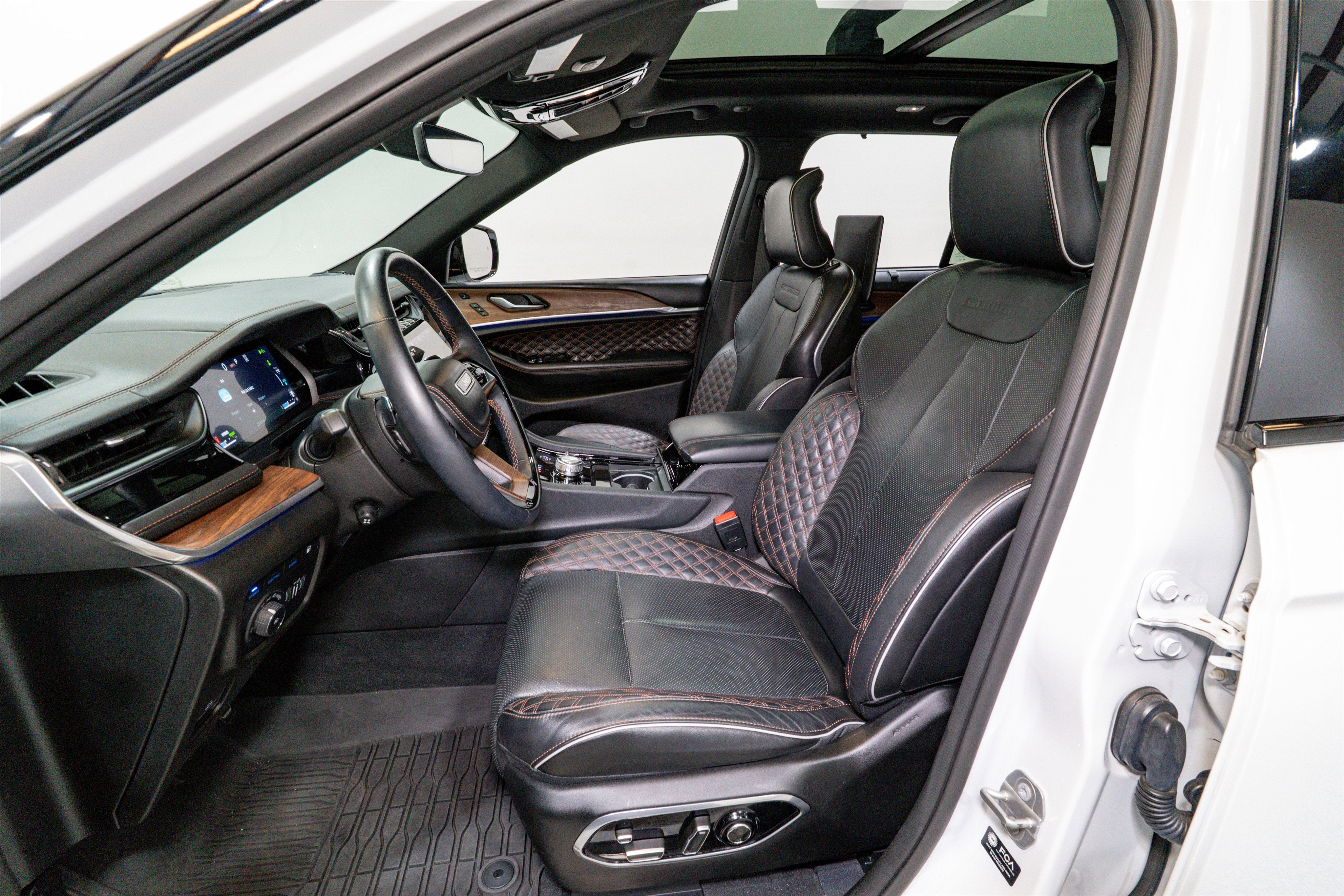 2023 Jeep Grand Cherokee 4xe Summit