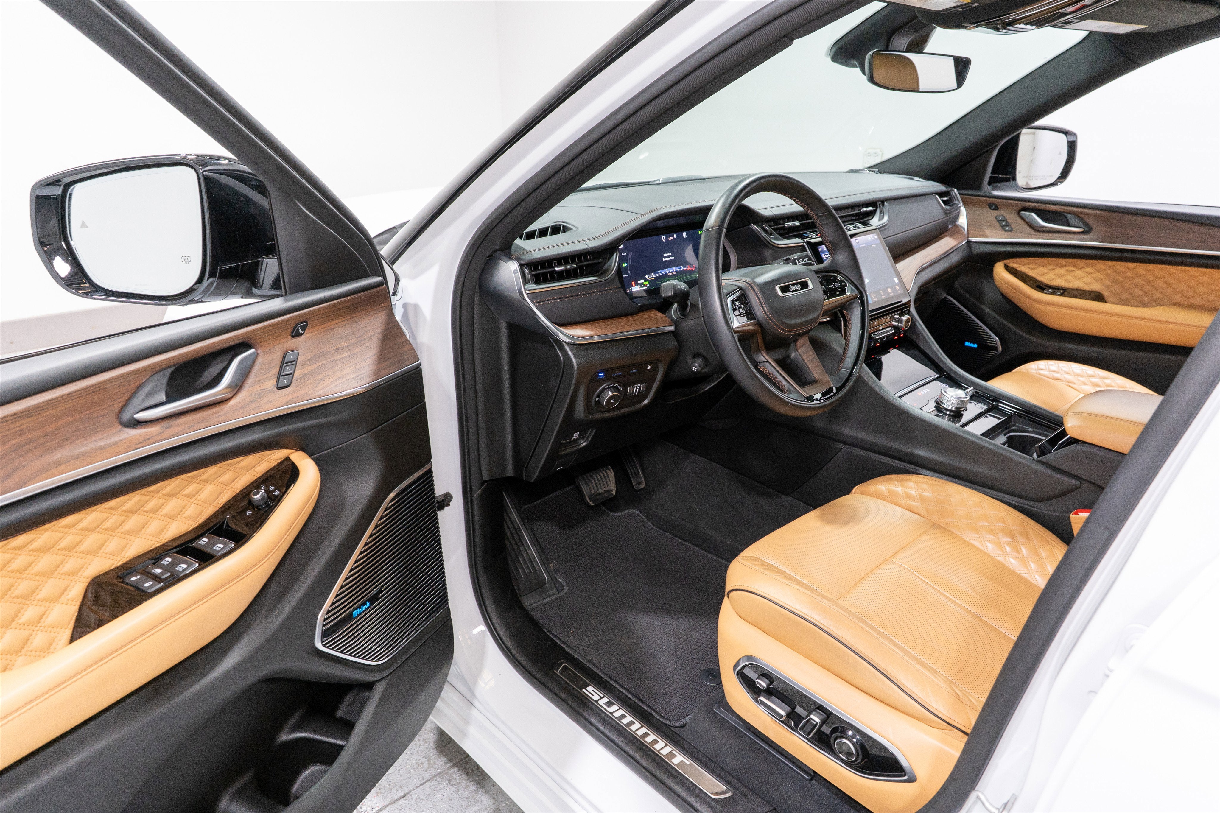 2023 Jeep Grand Cherokee 4xe Summit
