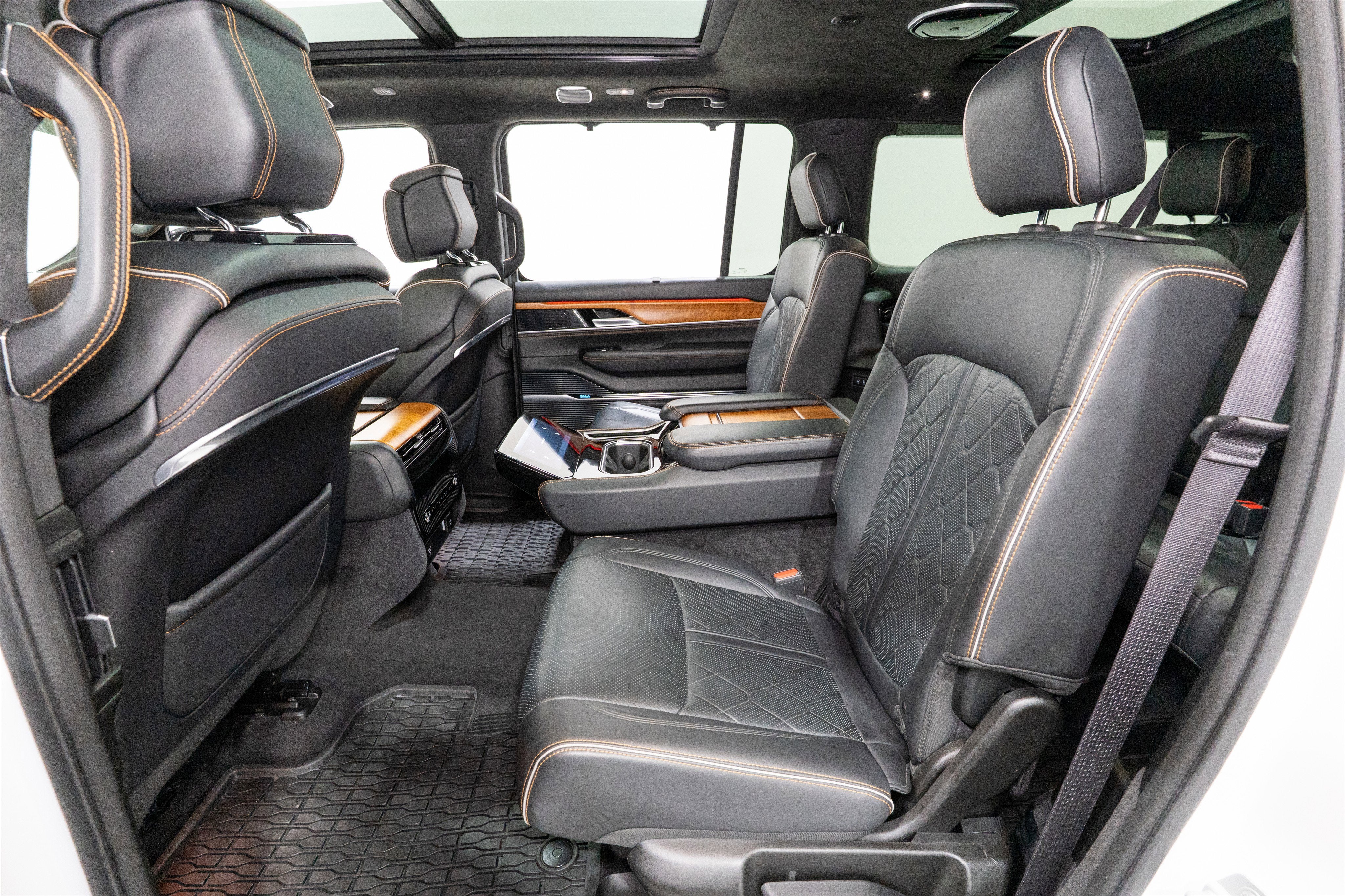 2024 Jeep Grand Wagoneer L Series III