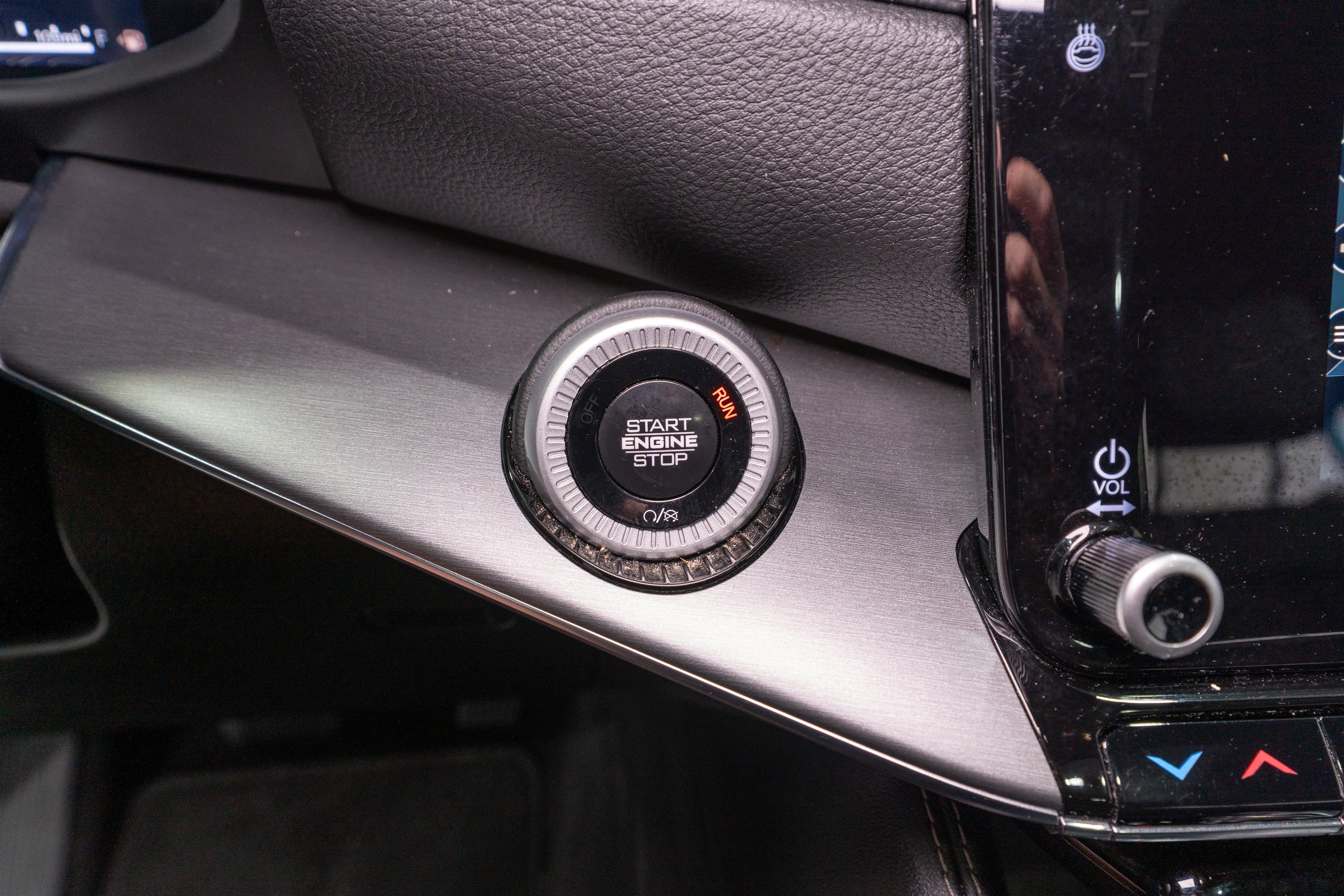 2024 Jeep Wagoneer Series II Carbide