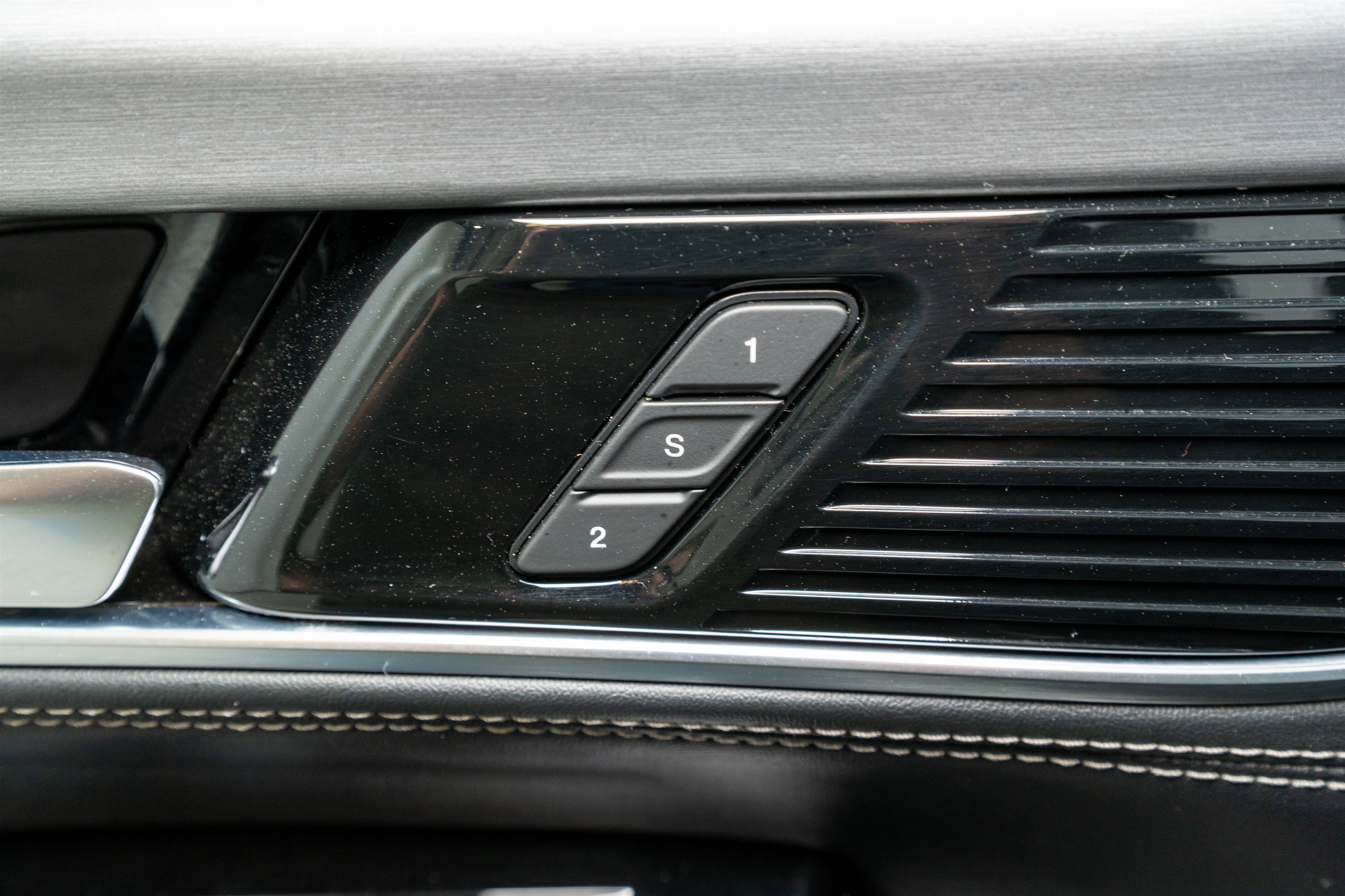 2024 Jeep Wagoneer Series II Carbide