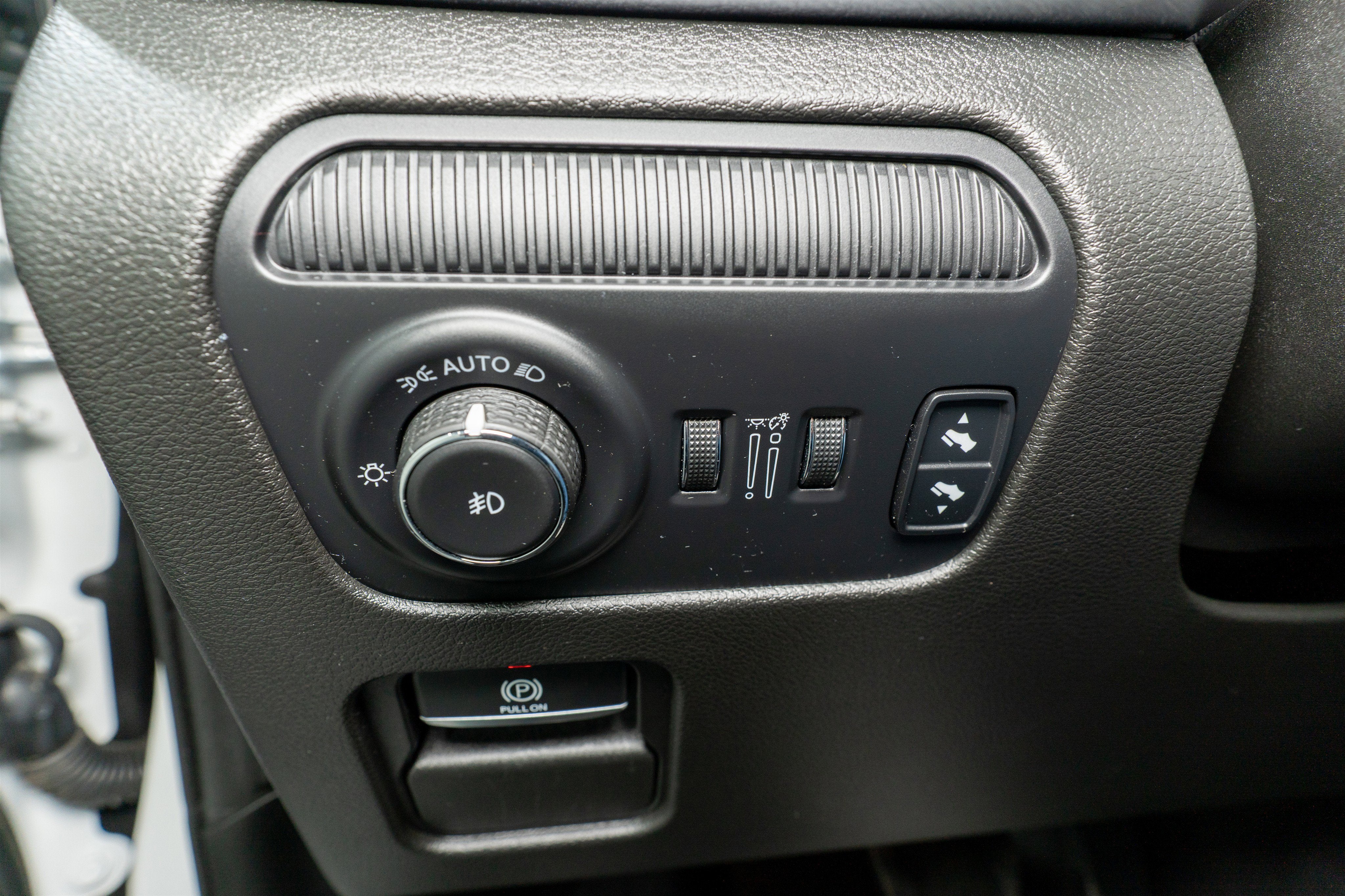 2024 Jeep Wagoneer Series II Carbide