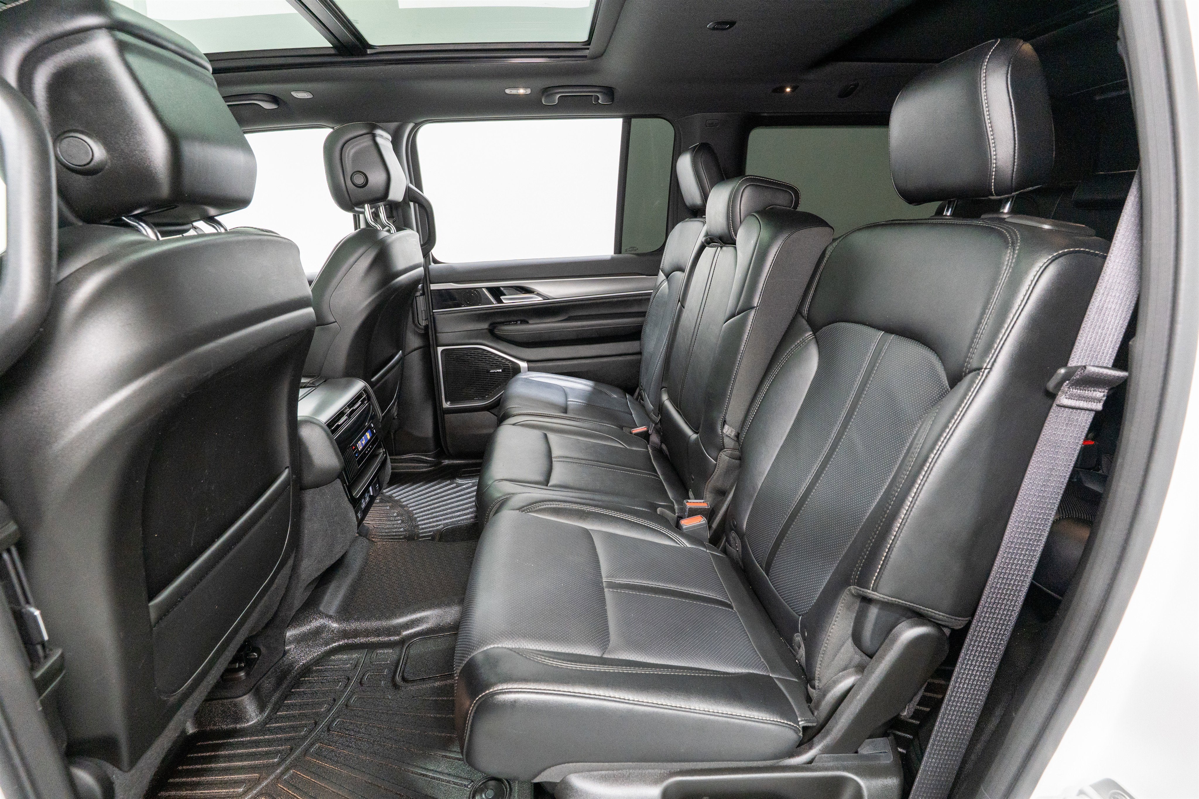 2024 Jeep Wagoneer Series II Carbide