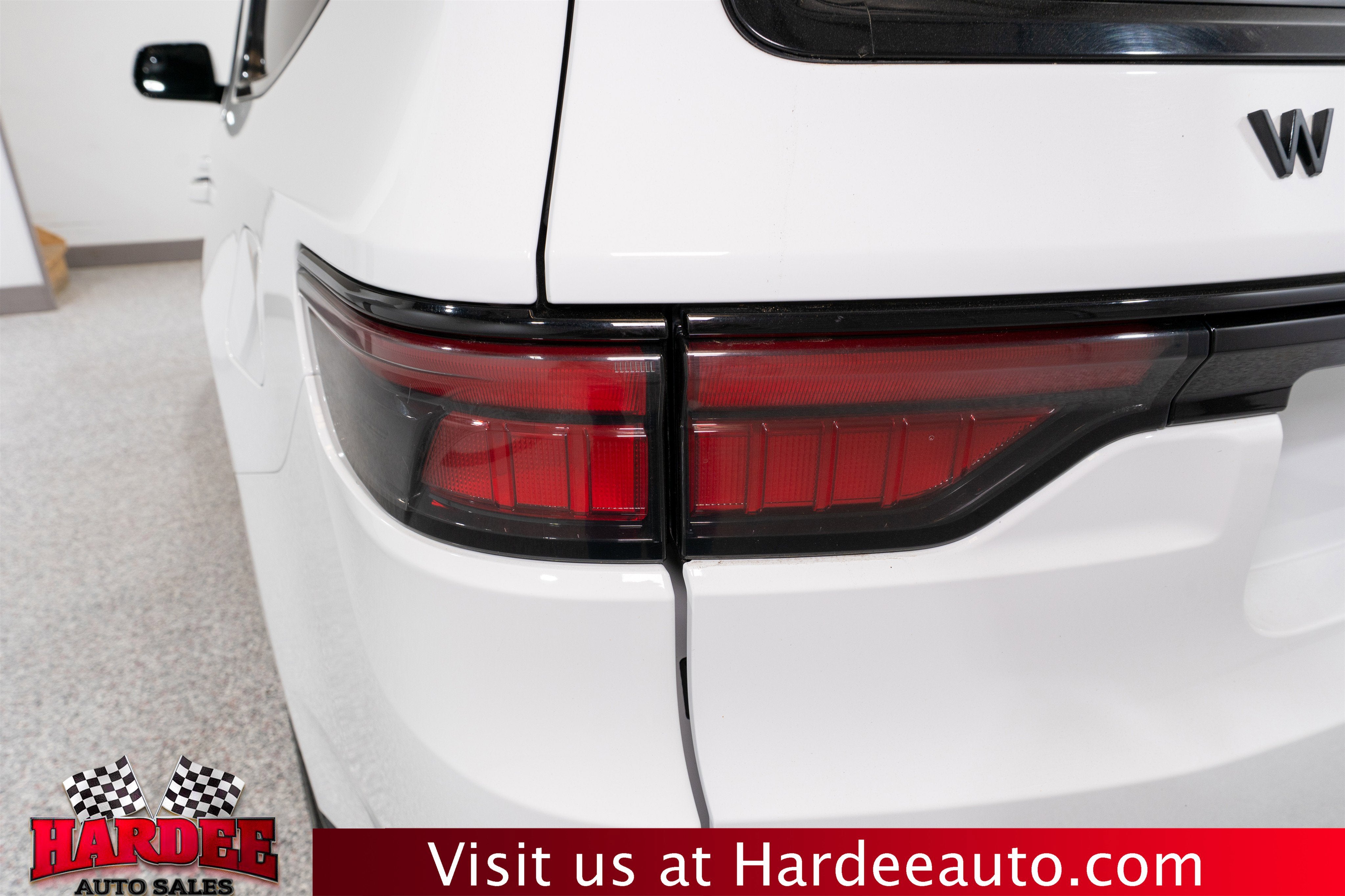 2024 Jeep Wagoneer Series II Carbide