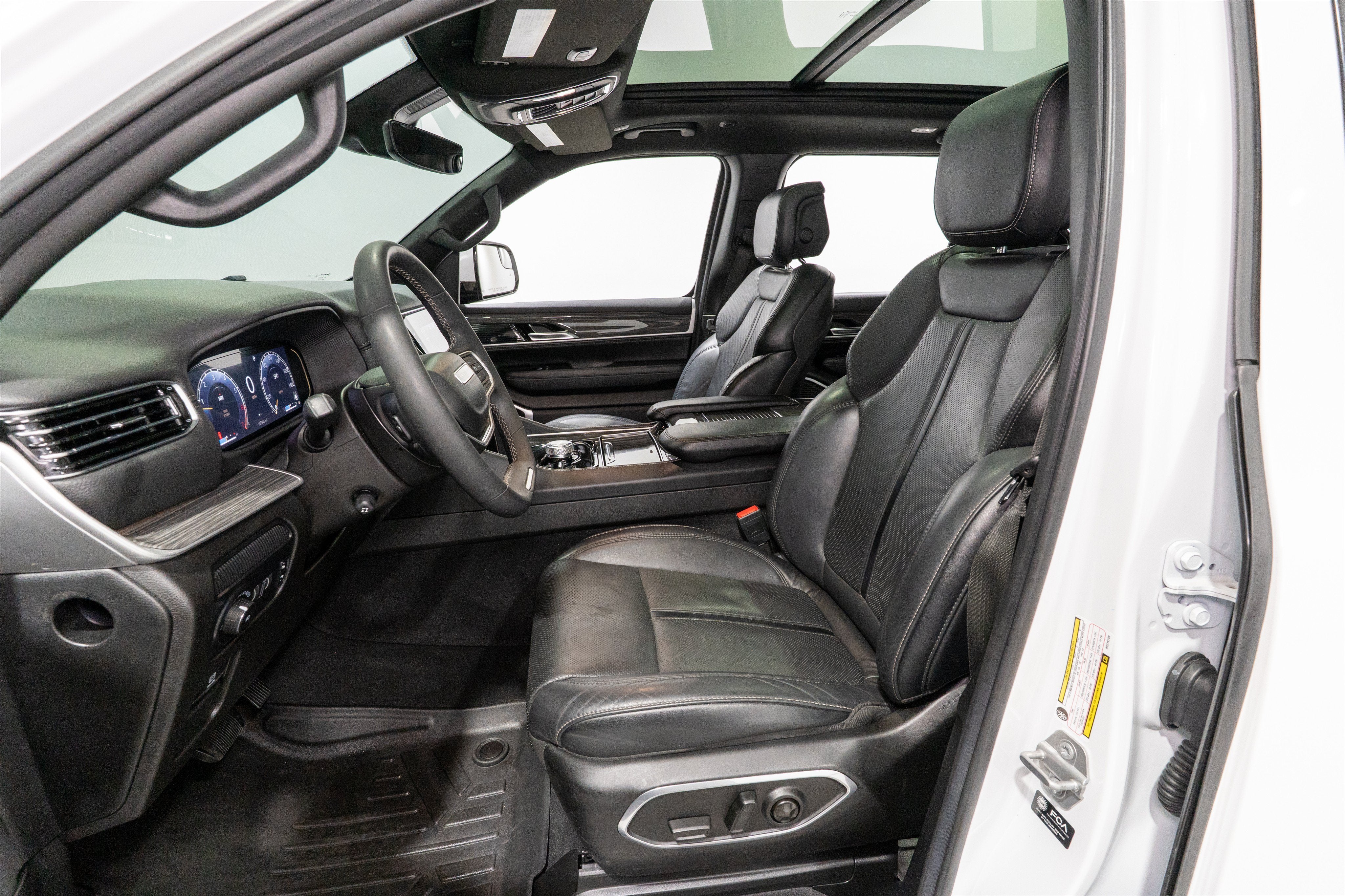 2022 Jeep Wagoneer Series II