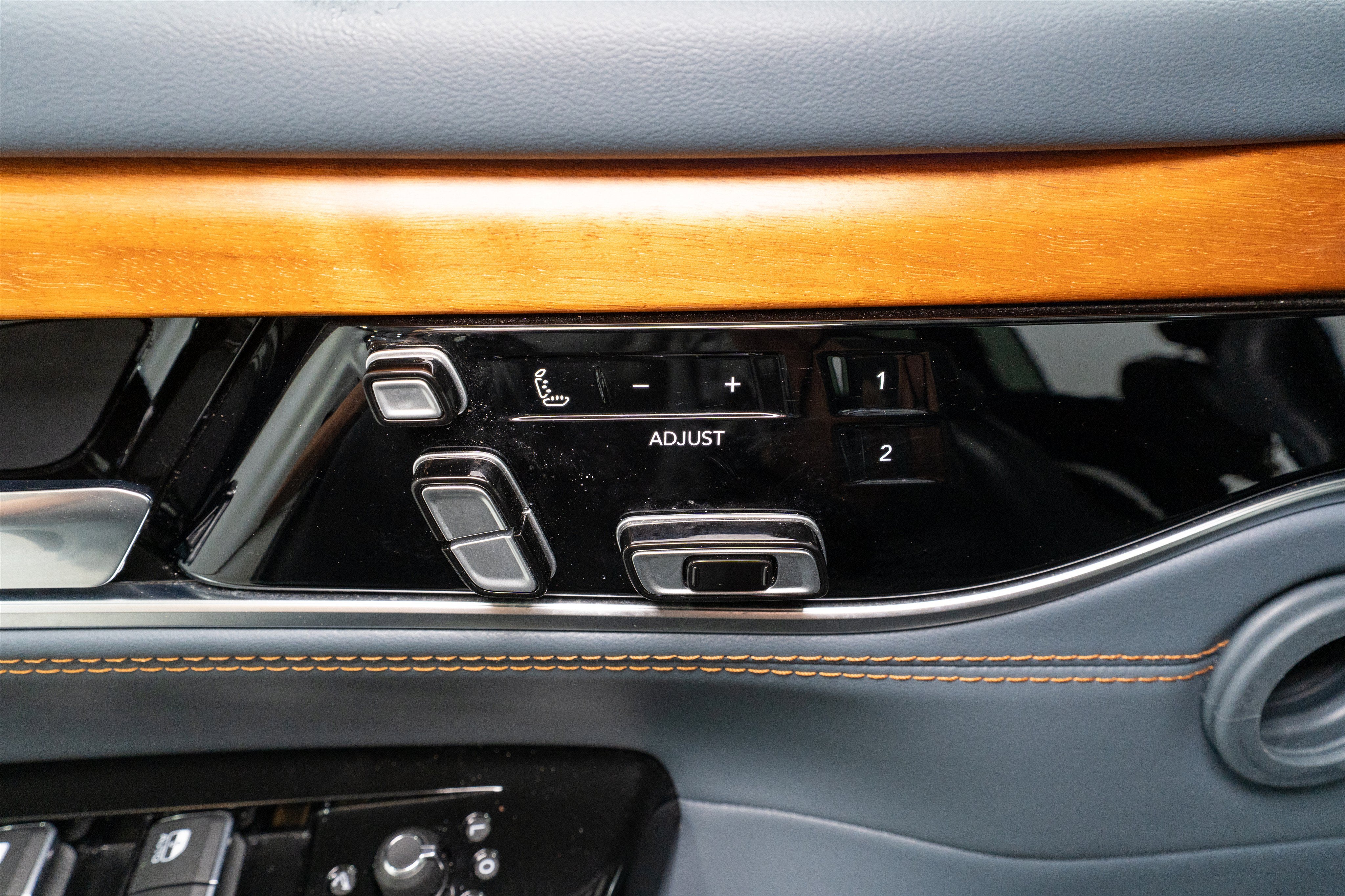 2022 Jeep Grand Wagoneer Series II