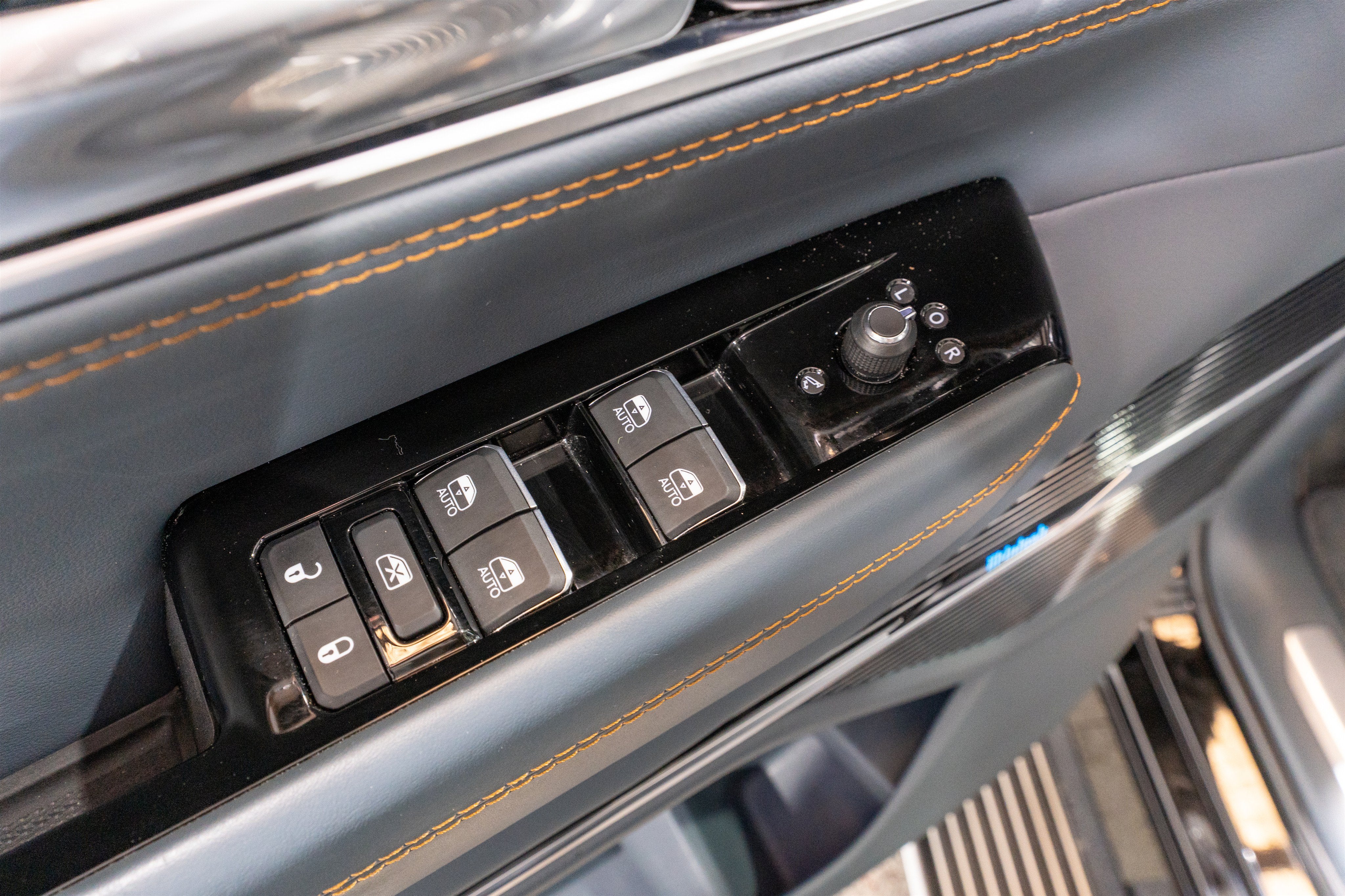 2022 Jeep Grand Wagoneer Series II