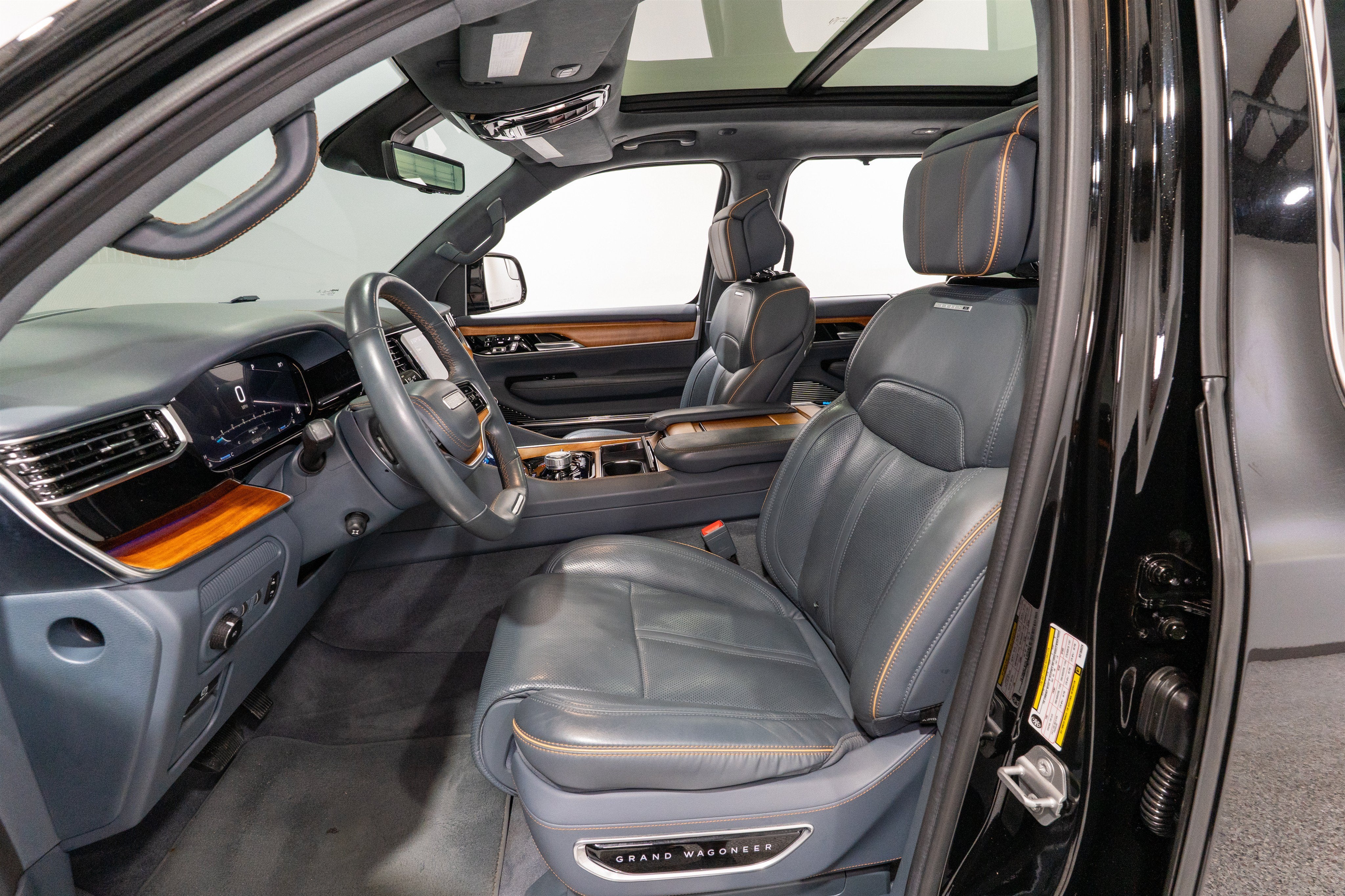 2022 Jeep Grand Wagoneer Series II