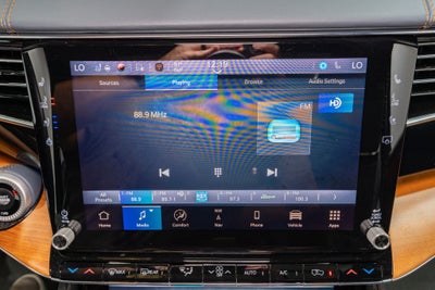 2022 Jeep Grand Wagoneer Series II