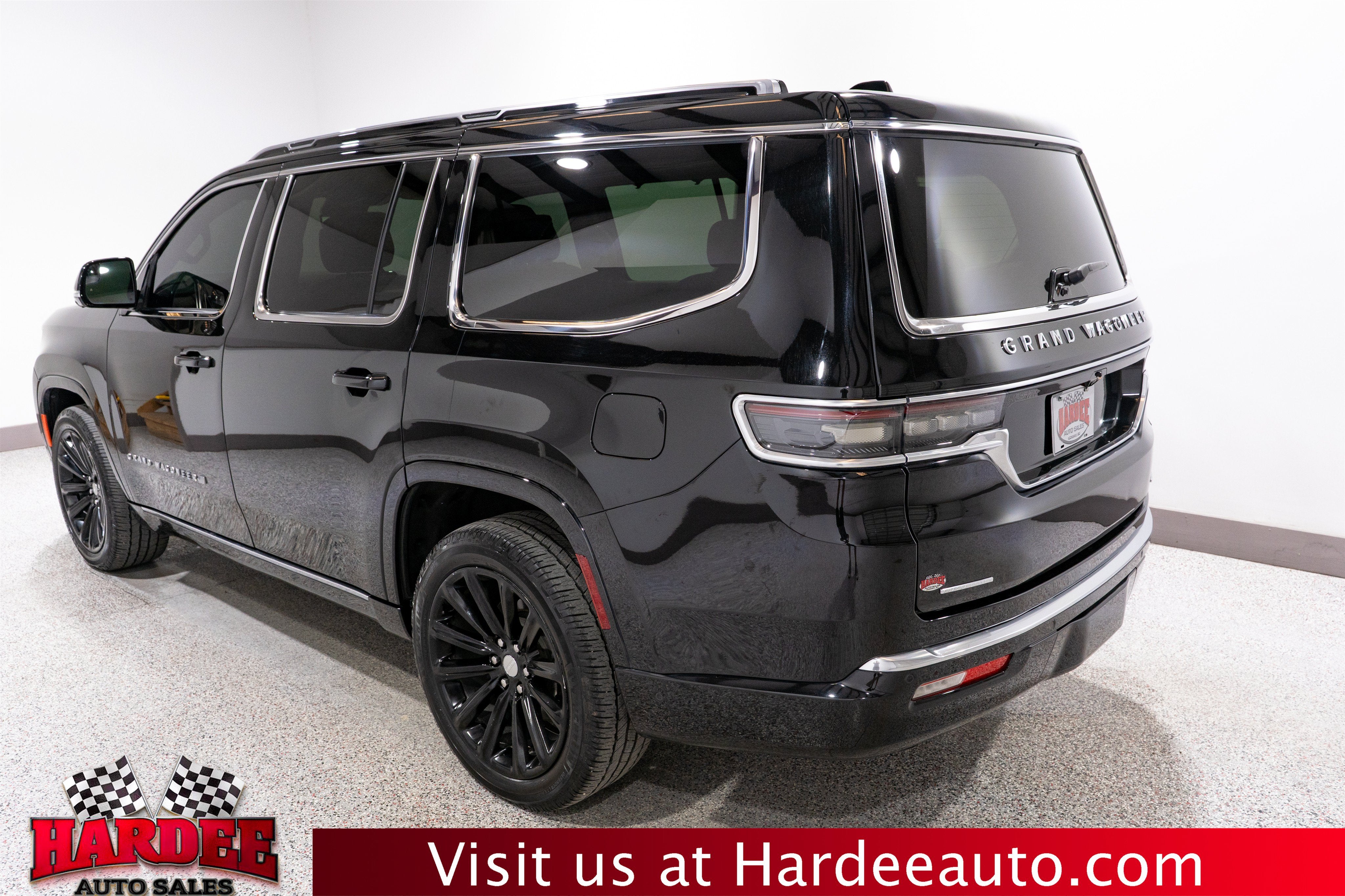 2022 Jeep Grand Wagoneer Series II