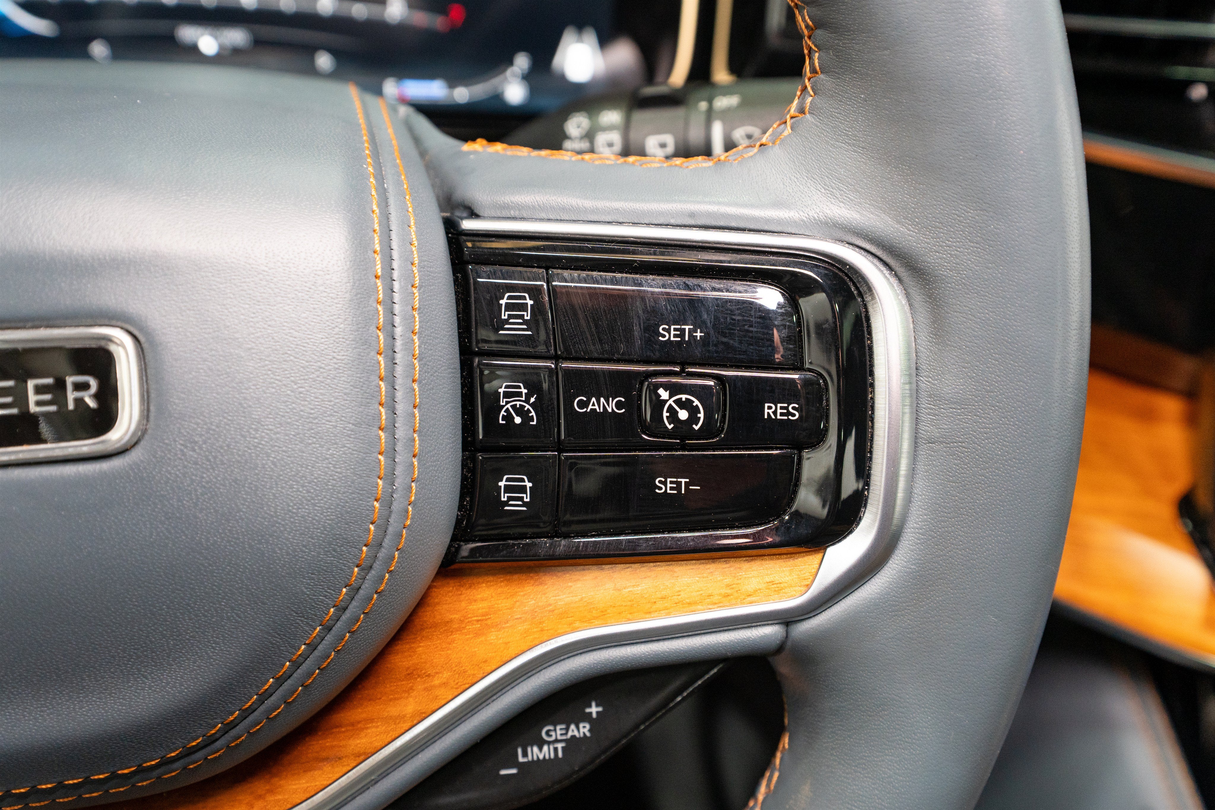 2022 Jeep Grand Wagoneer Series II