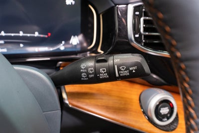 2022 Jeep Grand Wagoneer Series II