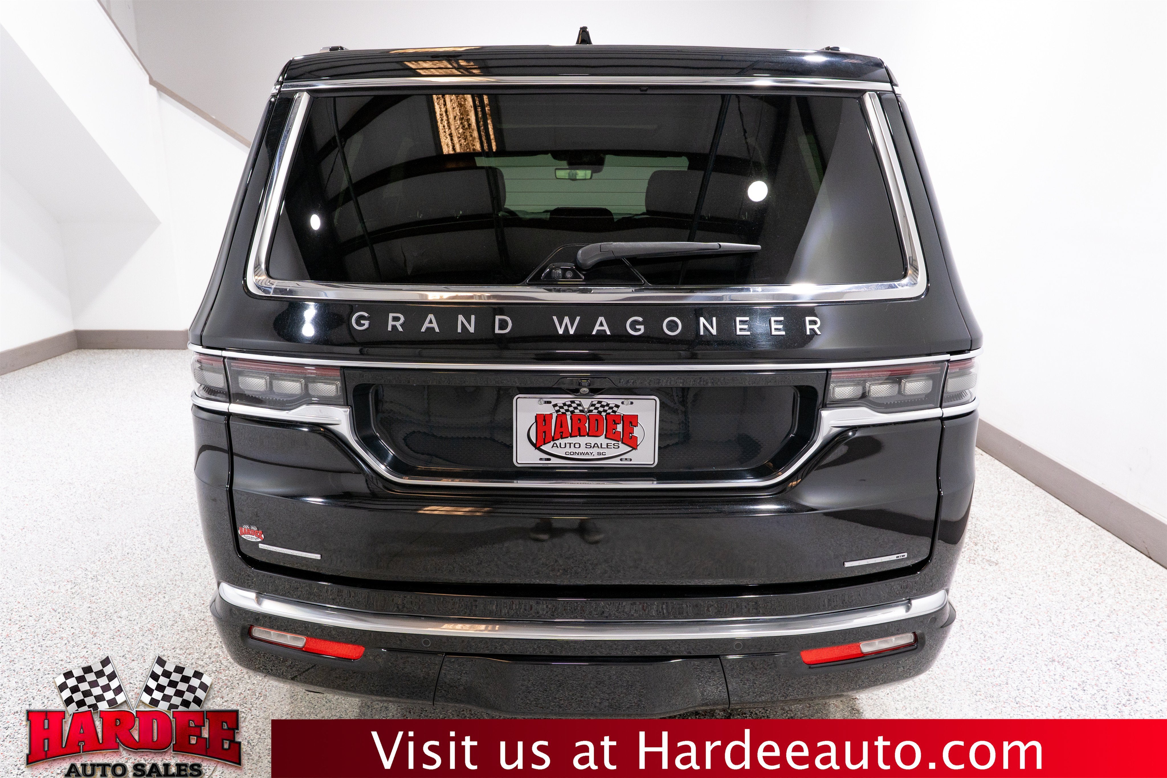 2022 Jeep Grand Wagoneer Series II