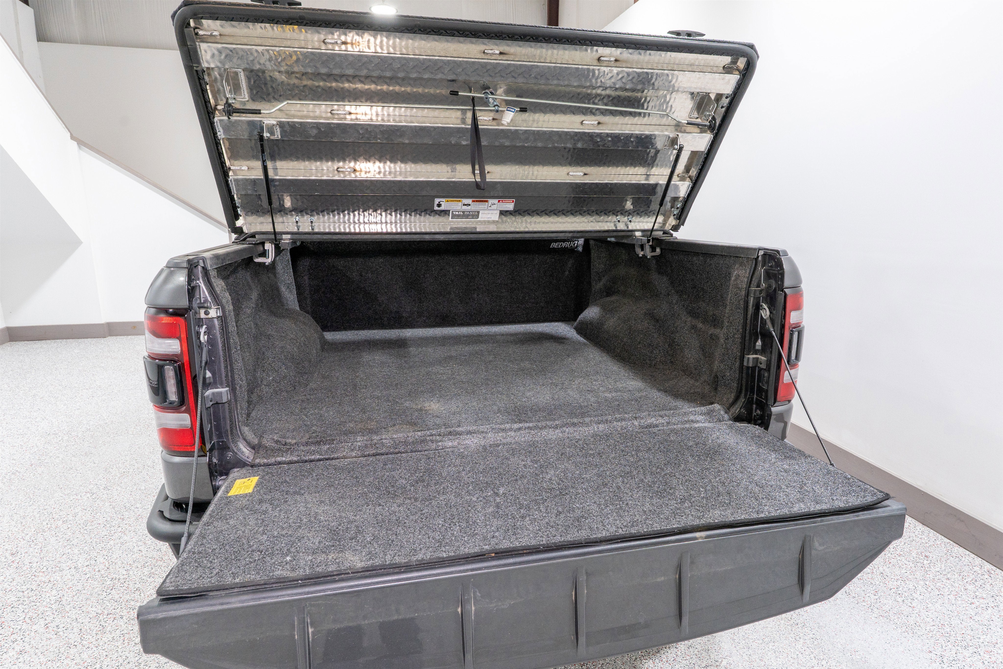 2024 RAM 1500 Intruder