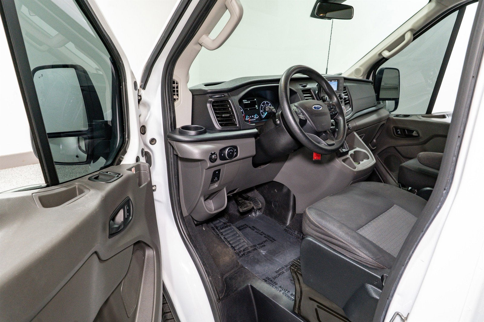 2021 Ford Transit Passenger Wagon XLT