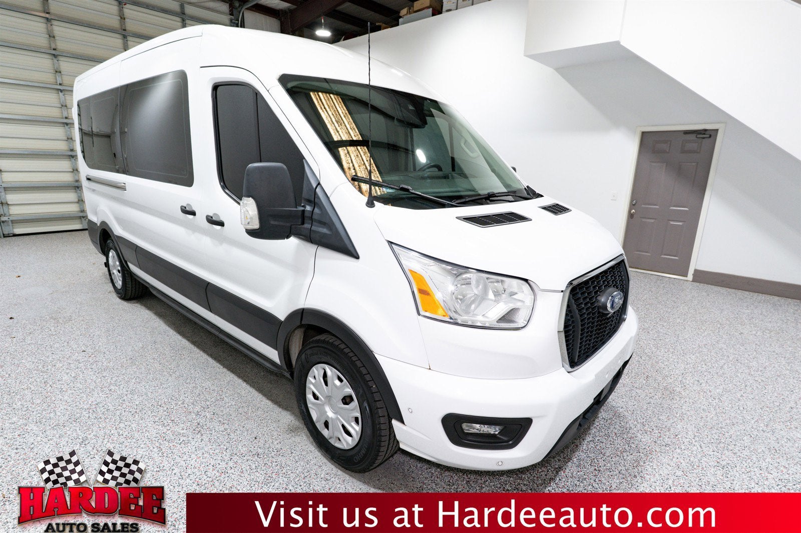 2021 Ford Transit Passenger Wagon XLT