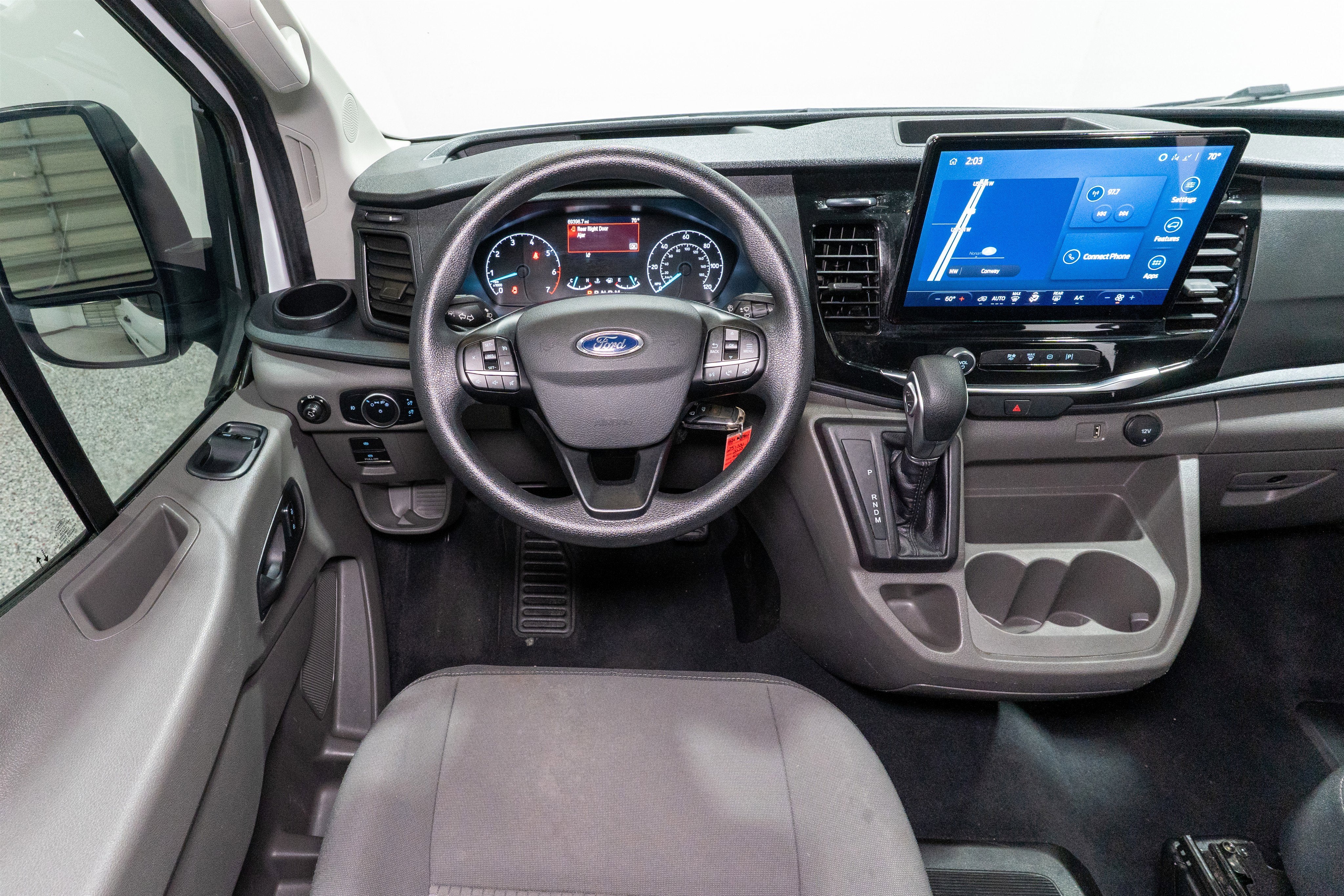 2023 Ford Transit Passenger Wagon XLT