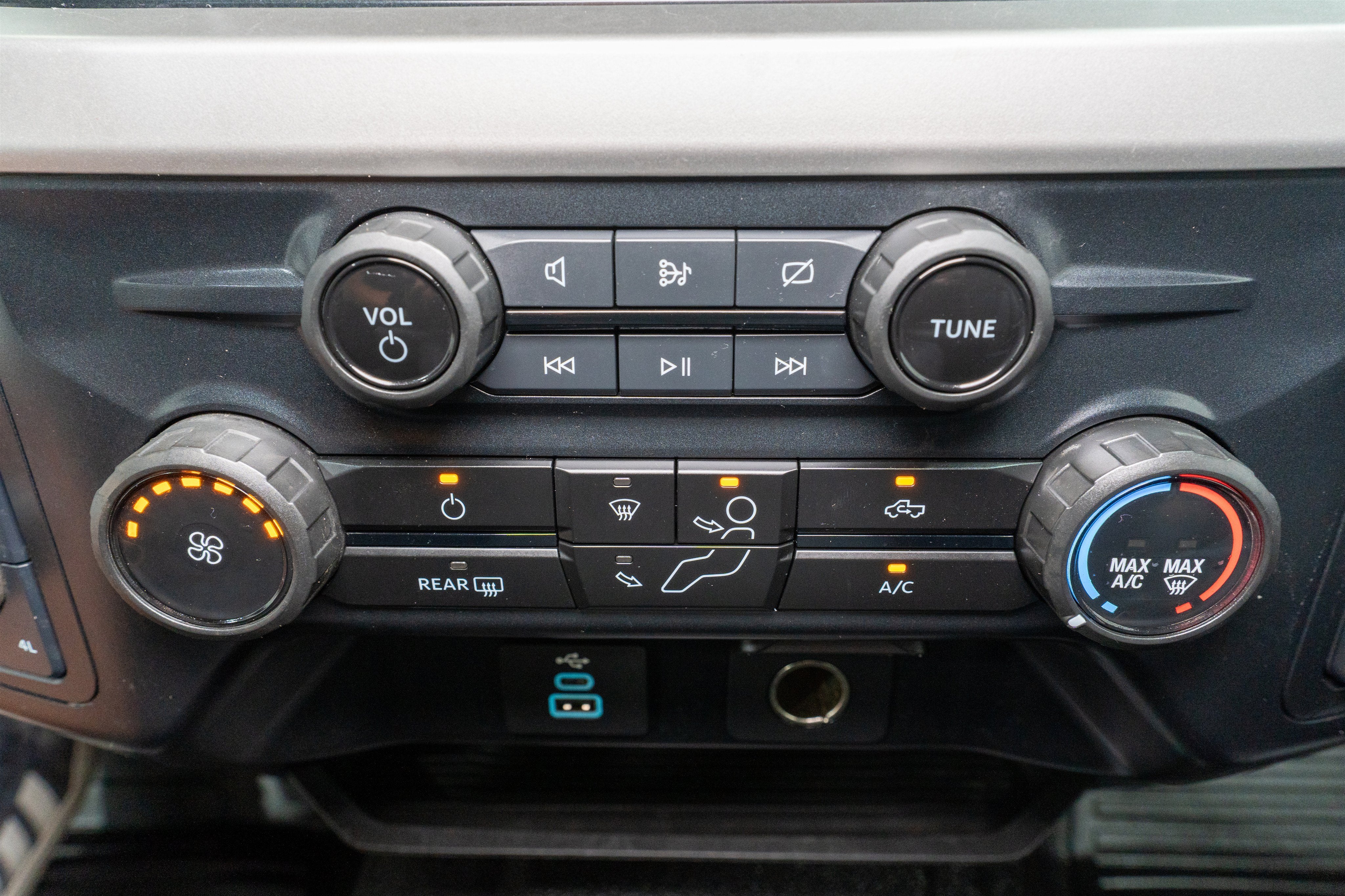 2023 Ford Super Duty F-450 DRW XL