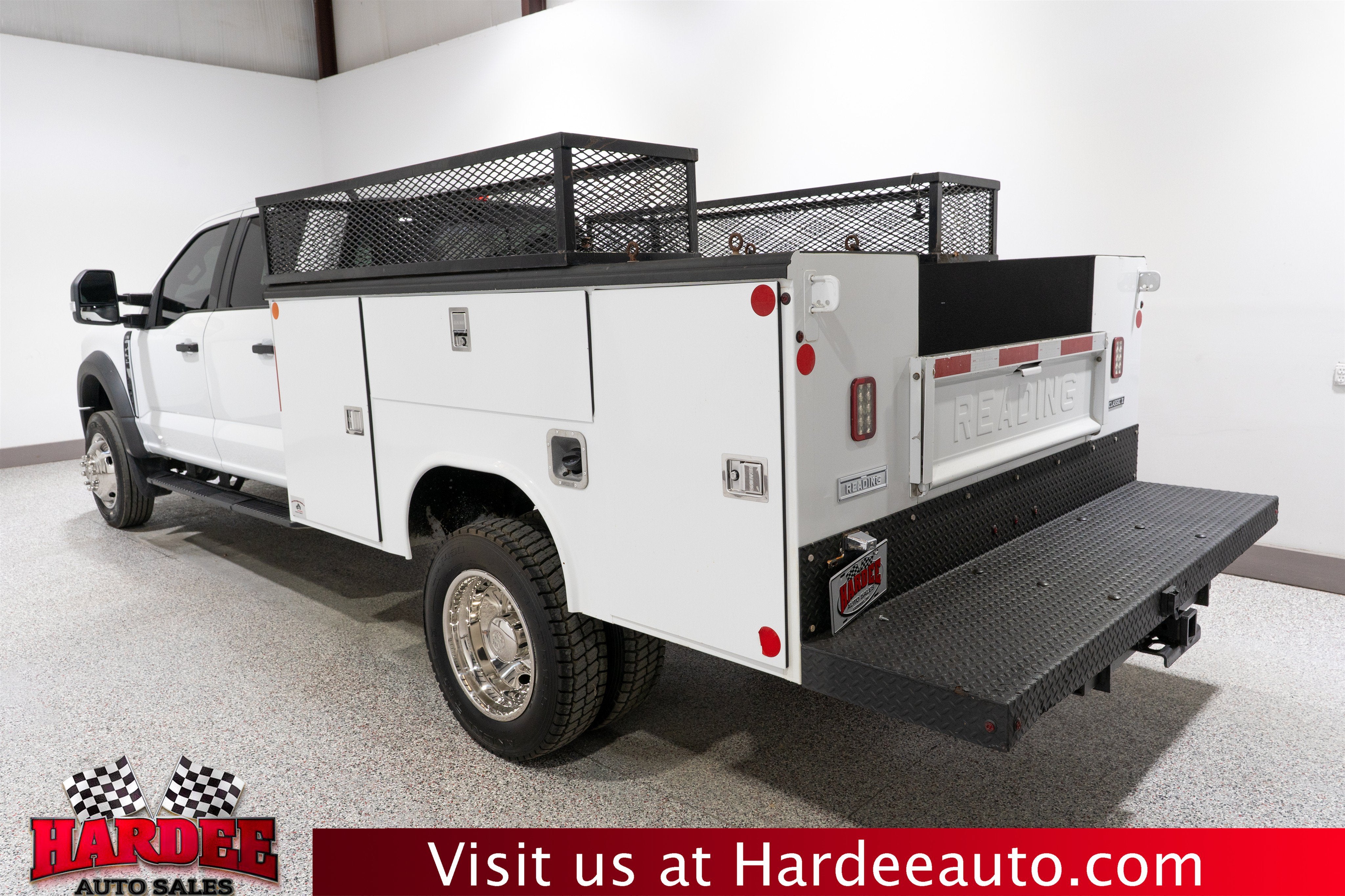 2023 Ford Super Duty F-450 DRW XL