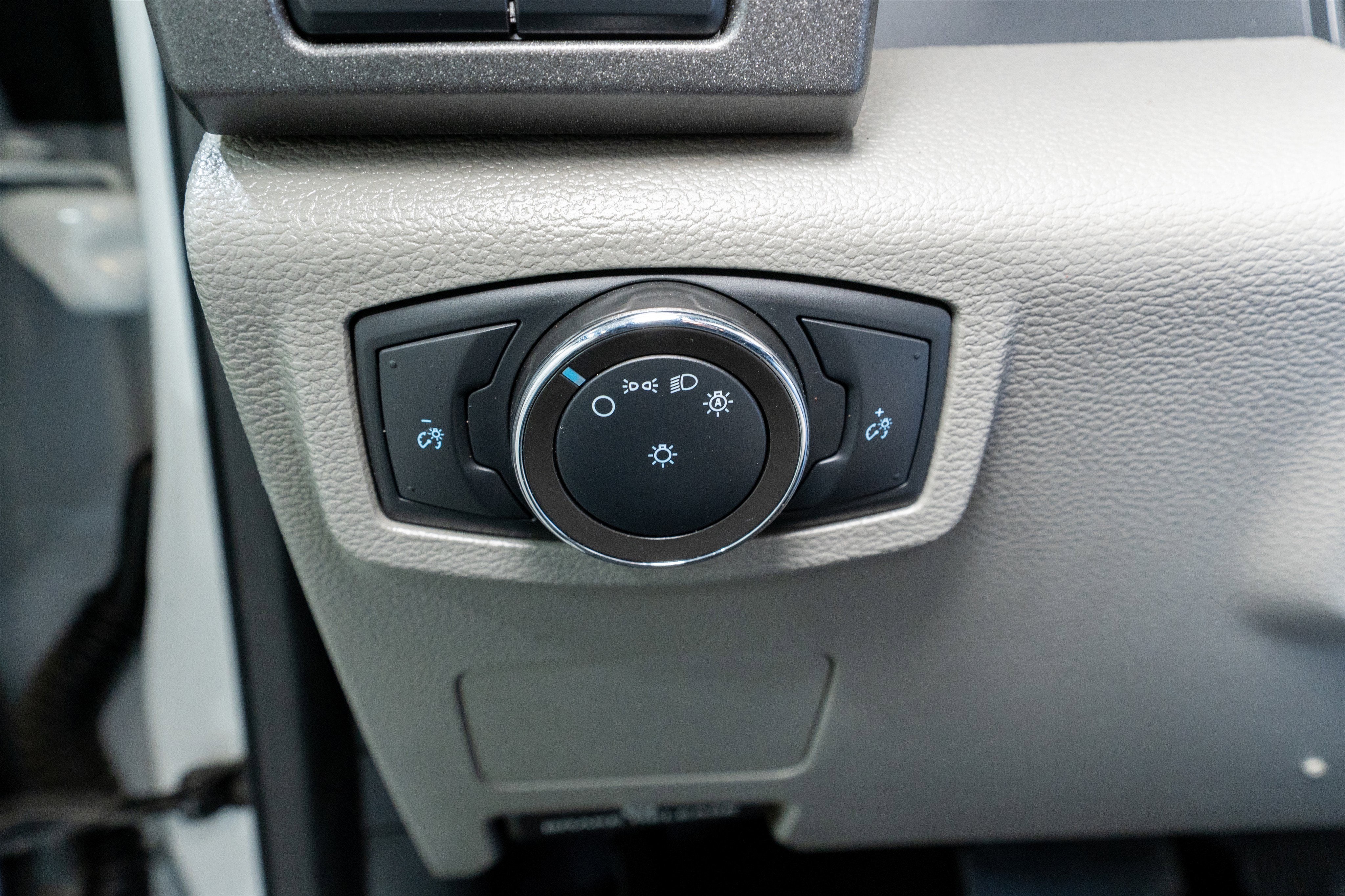 2022 Ford Super Duty F-550 DRW XL