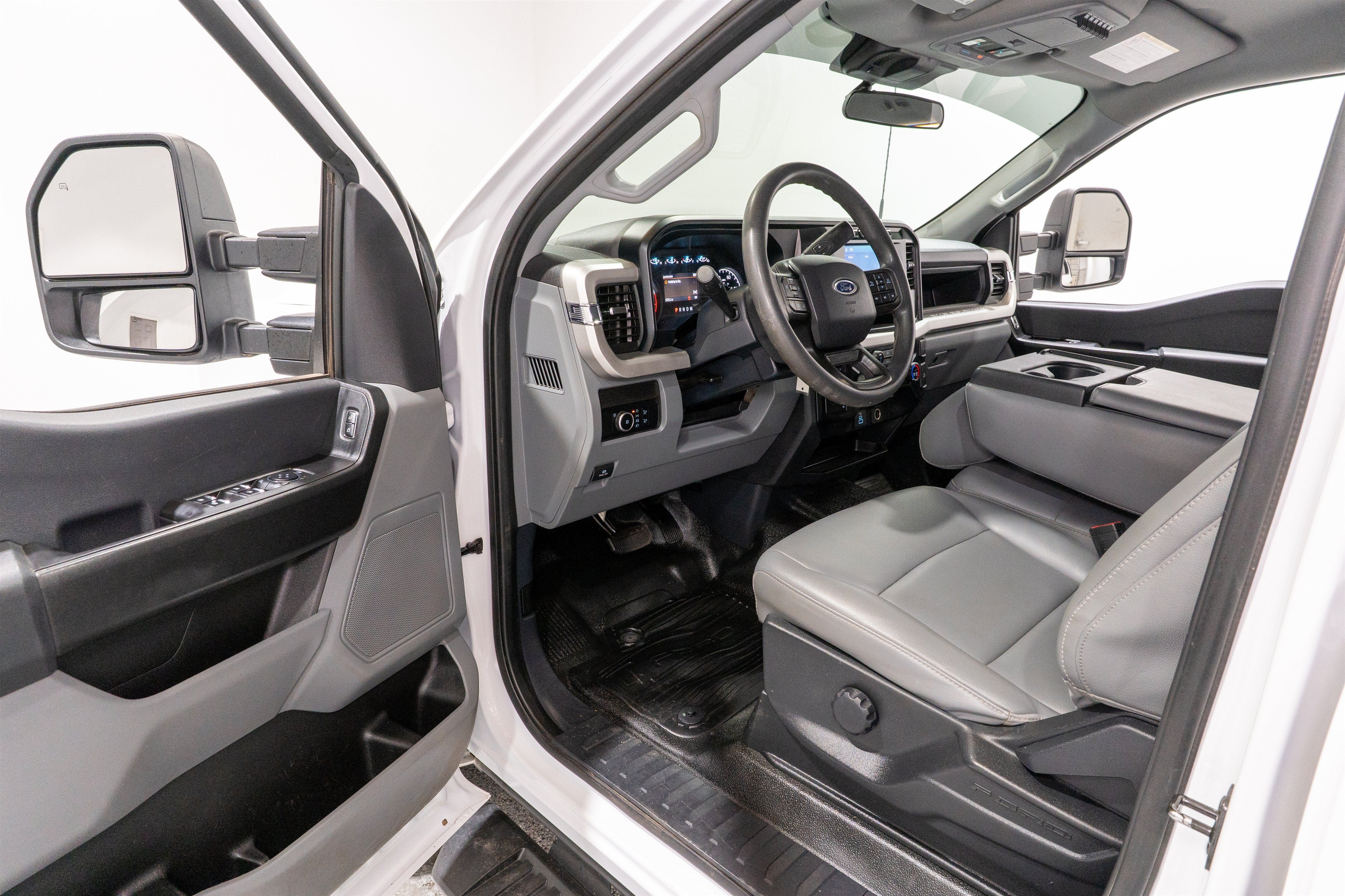 2024 Ford Super Duty F-350 DRW XL