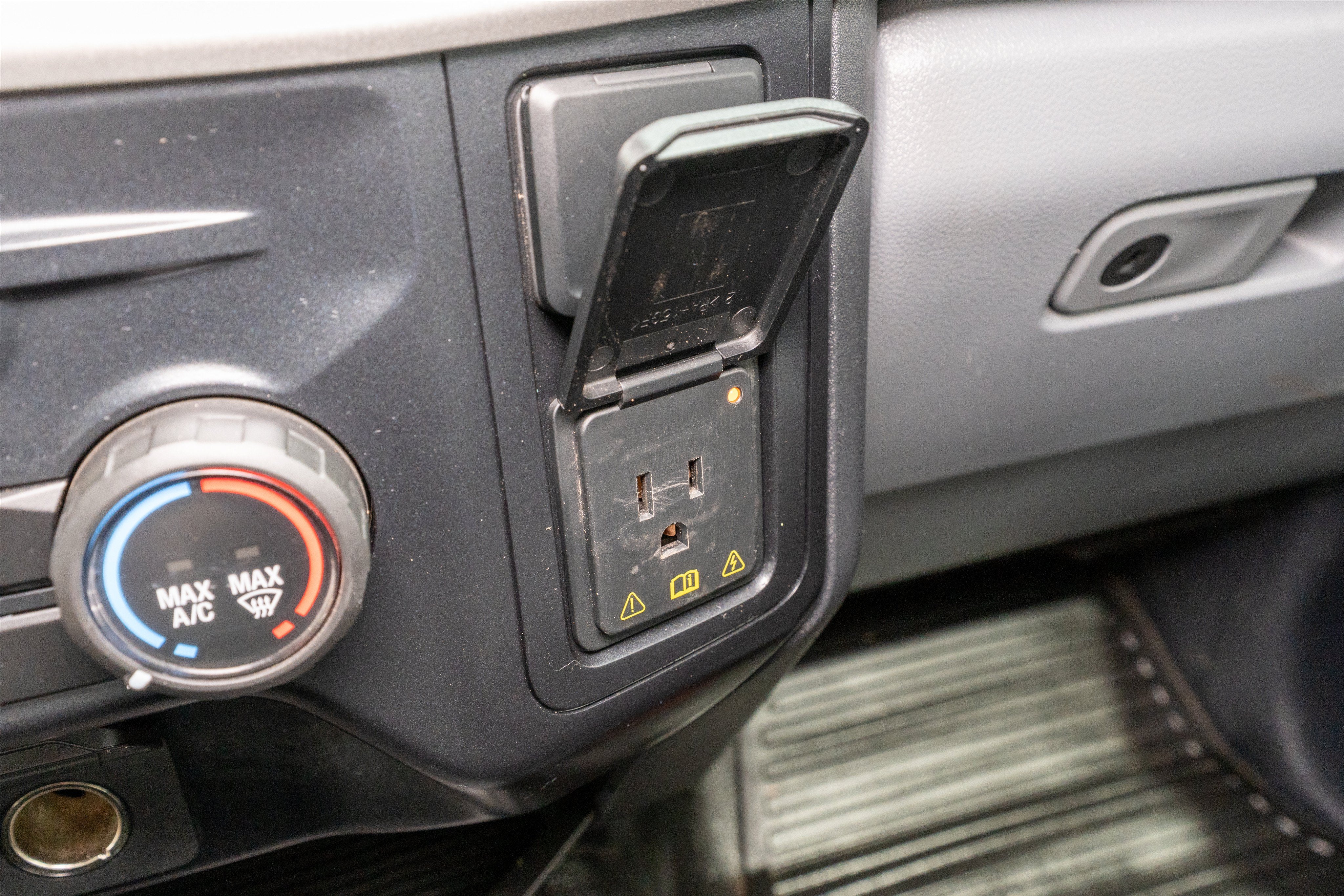 2024 Ford Super Duty F-350 DRW XL